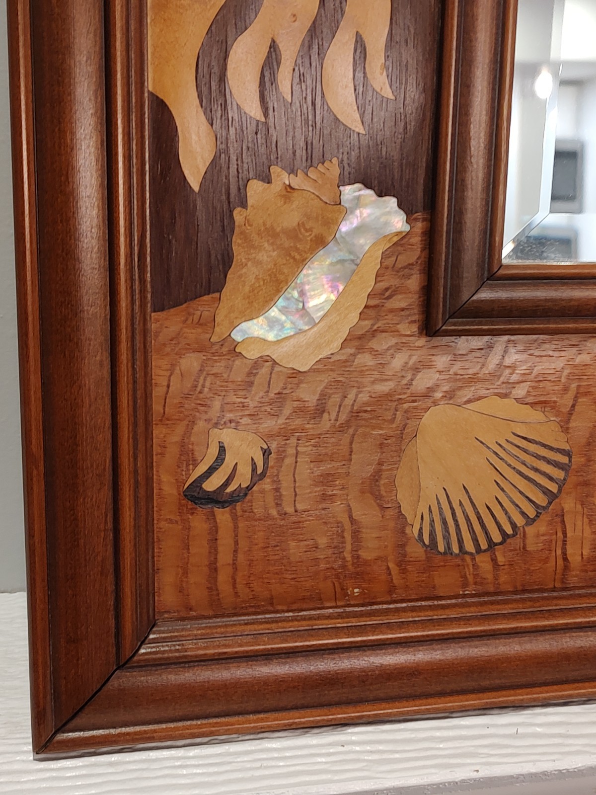 HUDSON RIVER INLAY MIRROR – SEASHELL BORDER MIRROR – WOOD MARQUETRY 25 X 31