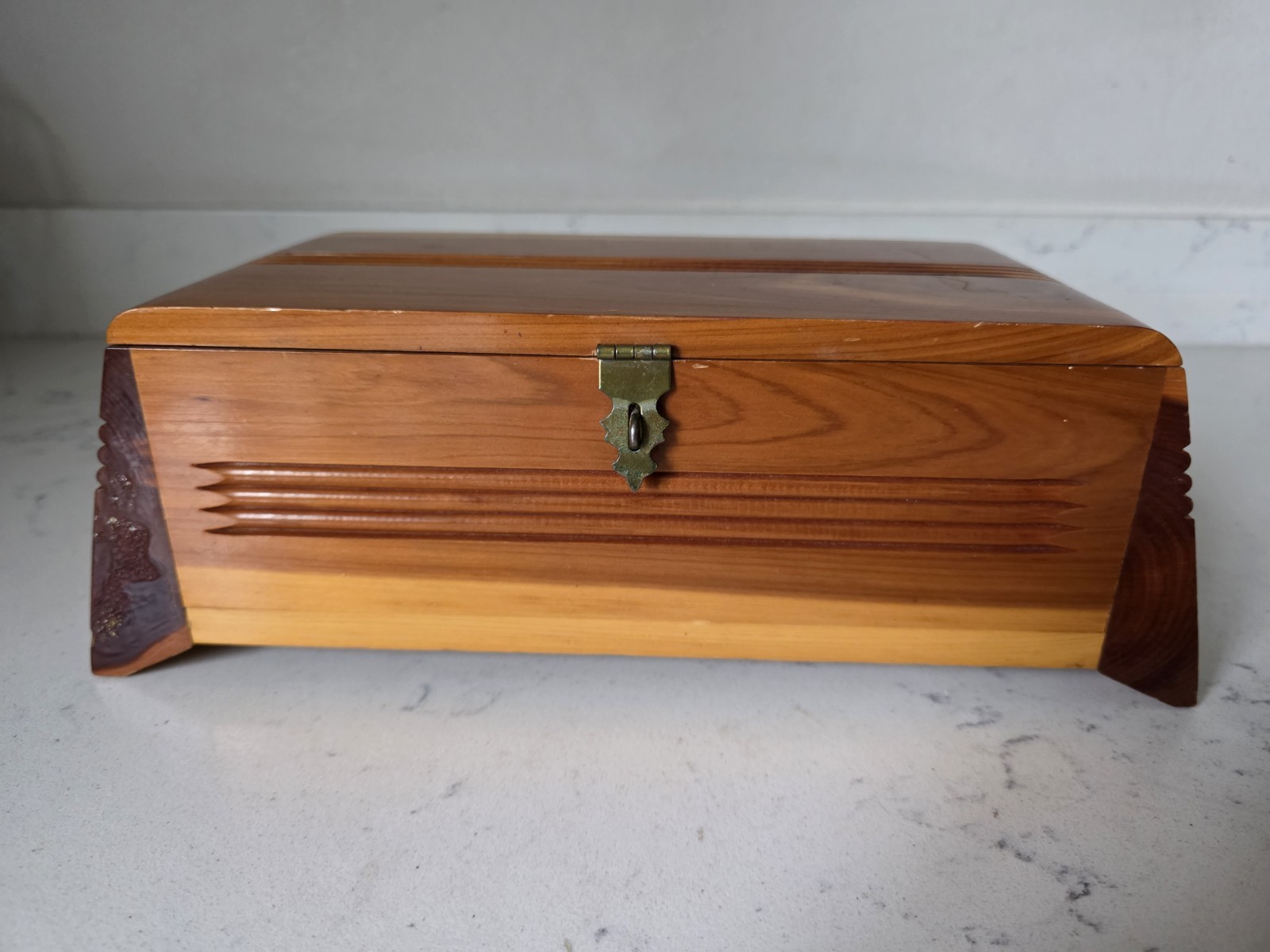 Vintage Art Deco Hand Carved Jewelry Cedar Chest Itasca State Park 12”x 5”x4”