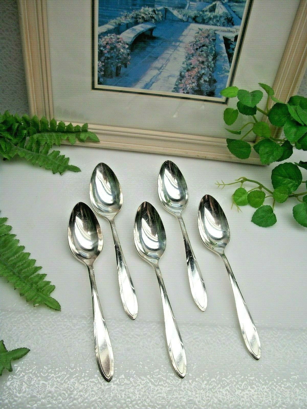 5 Oneida Silver Nobilty Plate REVERIE Silverplate Teaspoons 1937