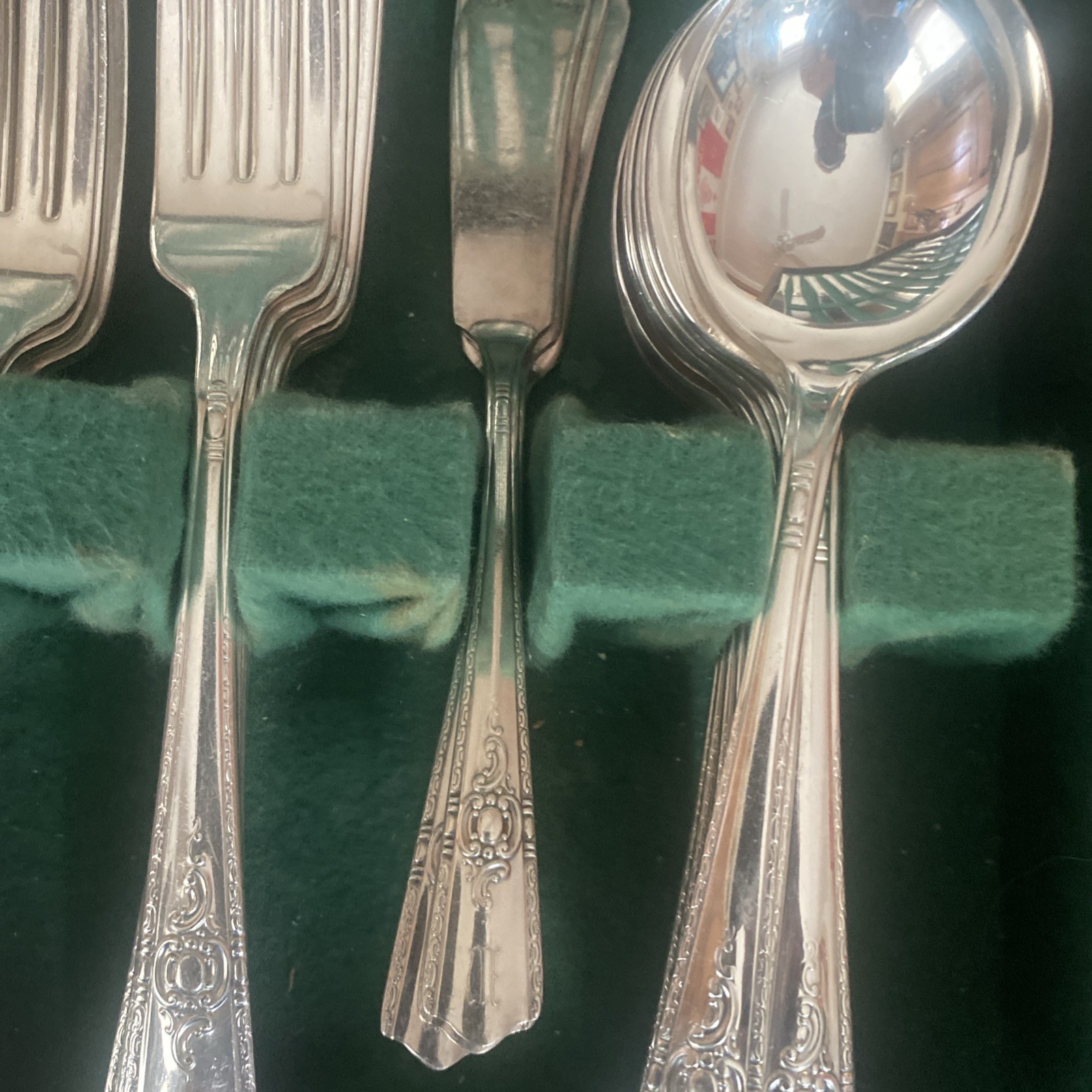 Wallace Silver Harmony House Plate AA+ Bridal Corsage 72 Pc Flatware +case