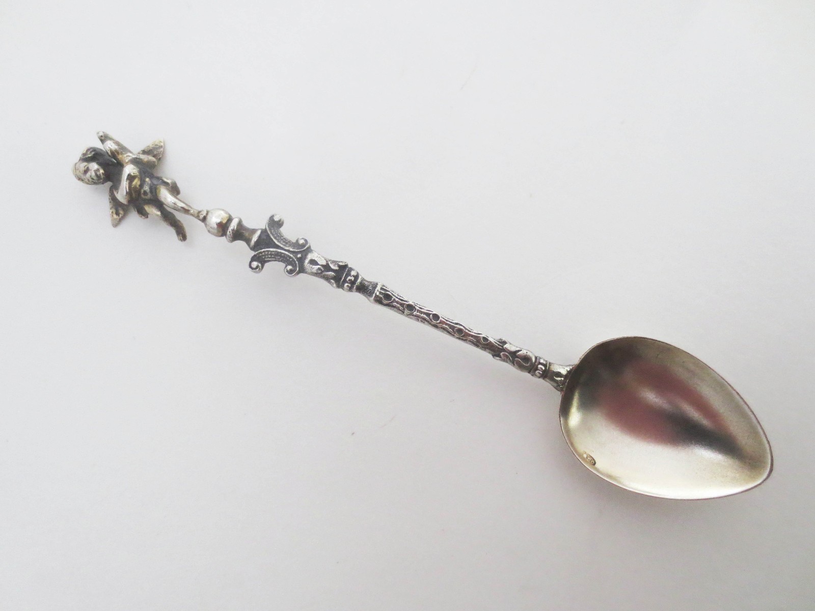 800 Silver Antique Art Deco Fleur de Lis & Cherub Coffee Spoon 11 grams