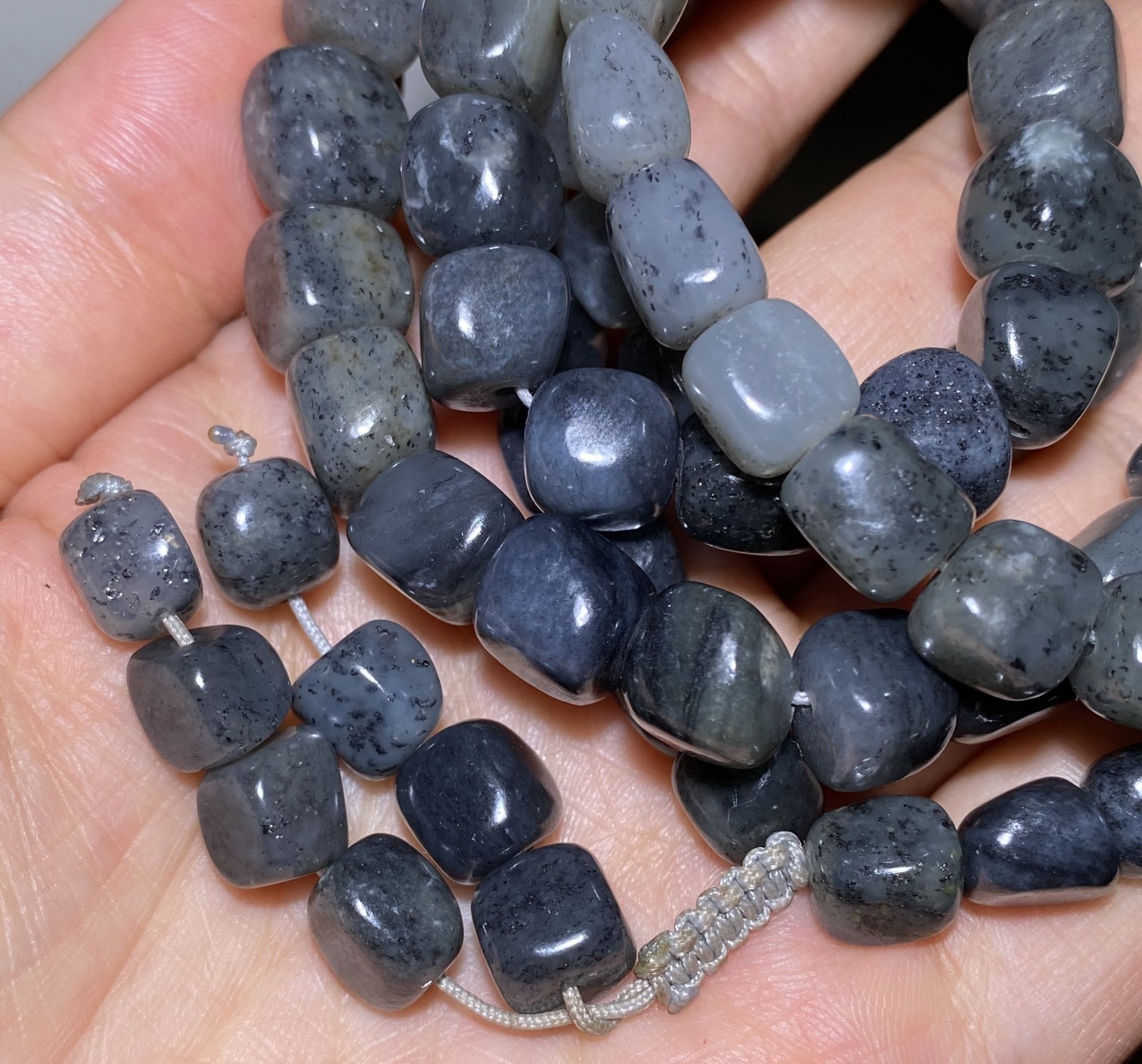 Certified 100% Natural Hetian jade 108 Beads ~ Necklaces Bracelets 和田玉青花108颗珠子