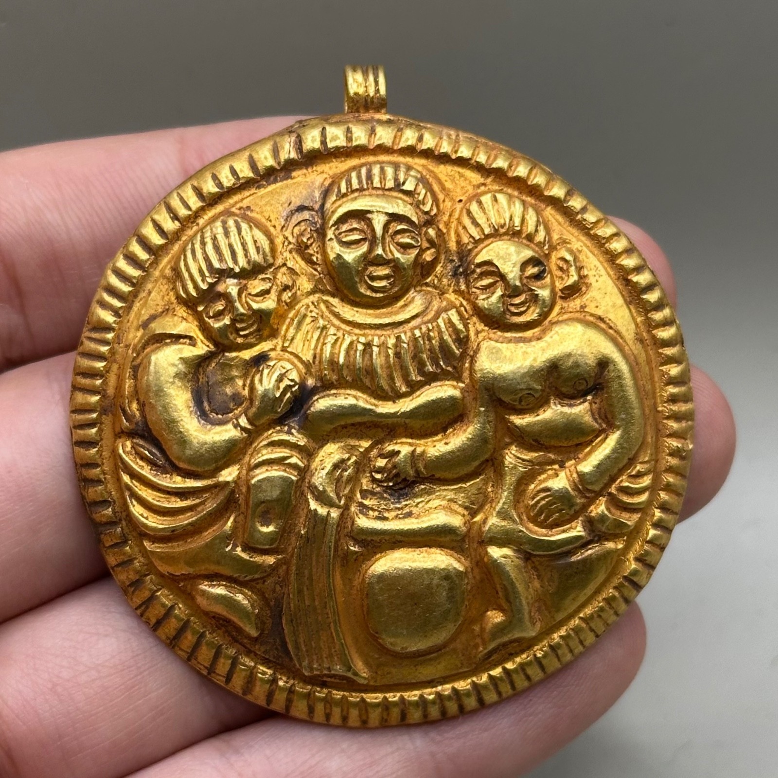 ANCIENT SOUTH ASIAN PYU BURMESE HIGH CARAT GOLD PENDANT