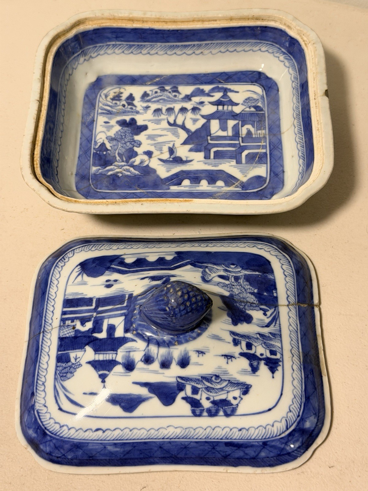 19th Century Antique Chinese Blue White Read Description