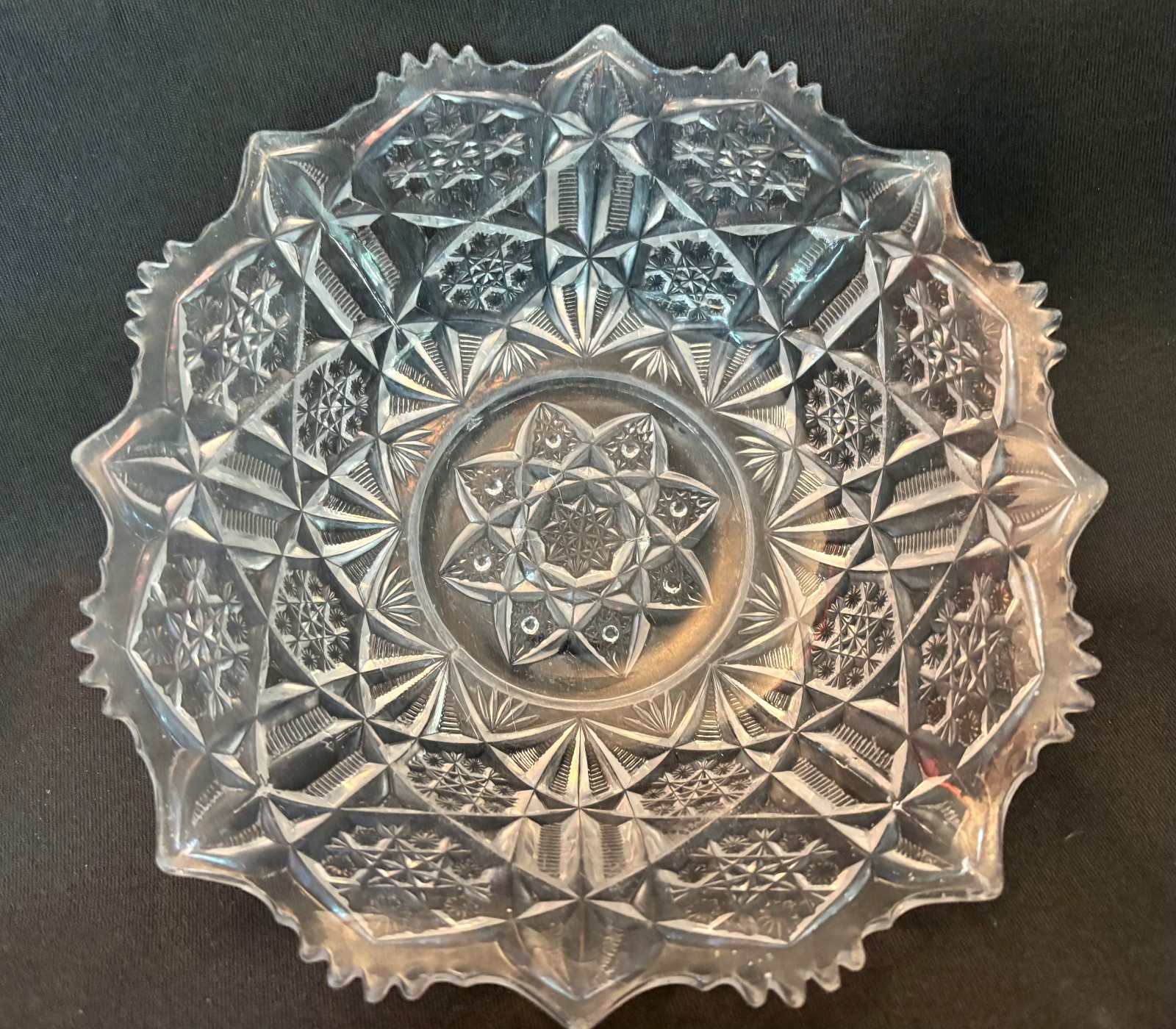 EAPG Antique Pattern TOLTEC SERVING BOWL McKee Glass Co. 1904
