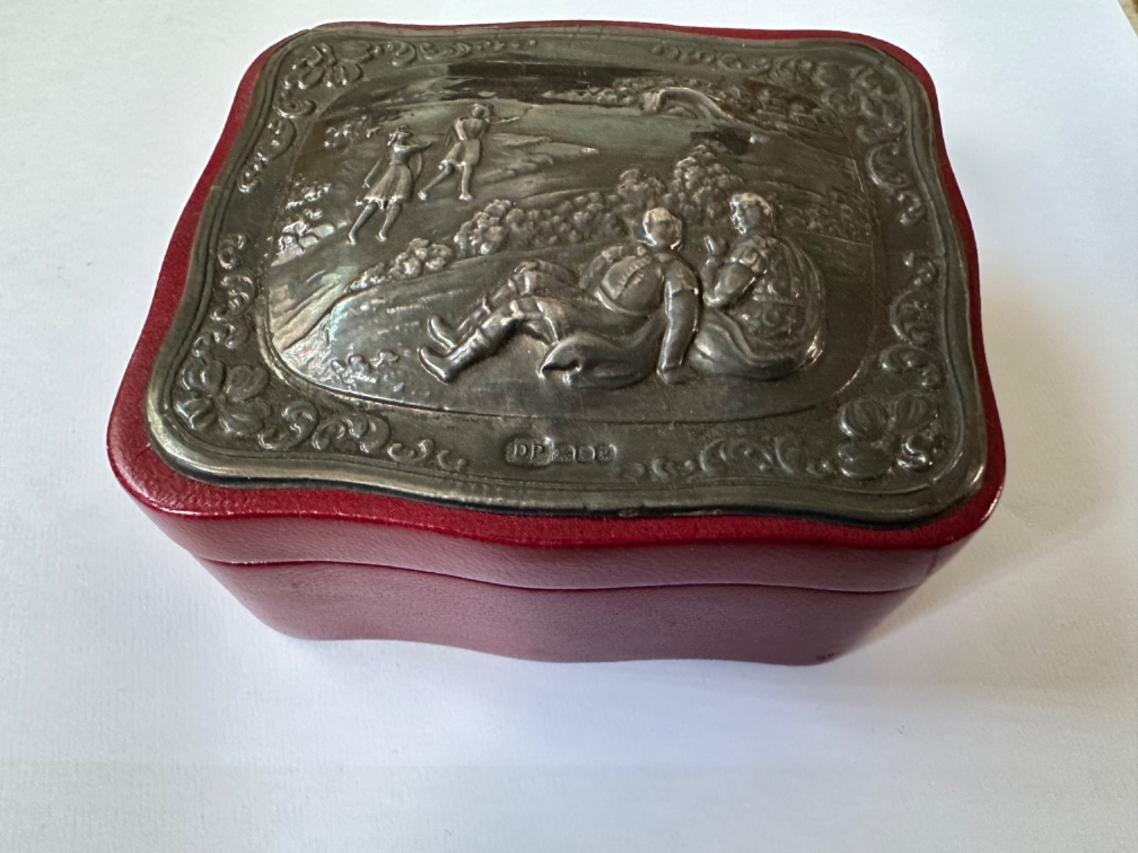 LOVELY SOLID SILVER LEATHER ORNATE JEWELLERY TRINKET BOX HALLMARKED