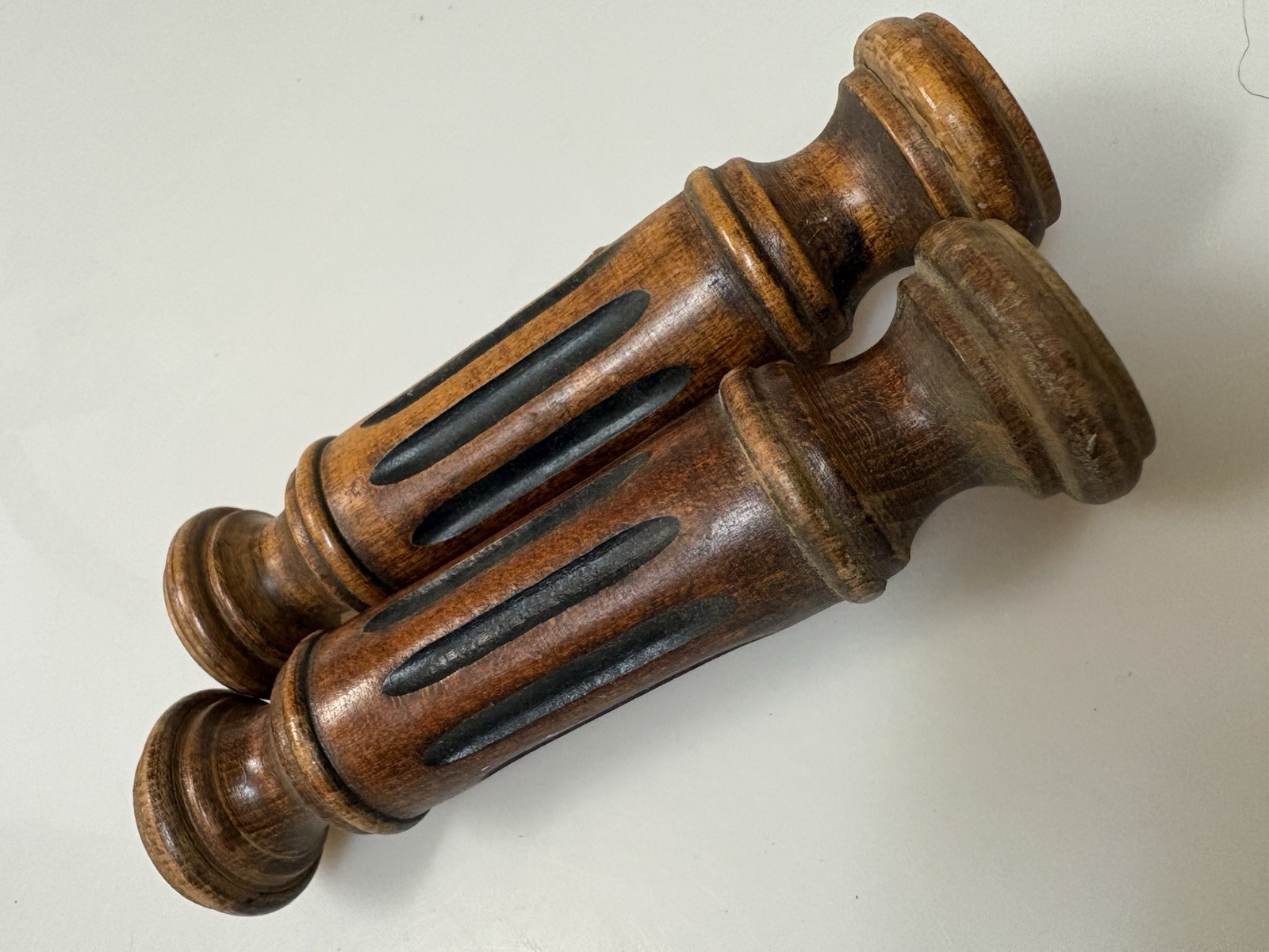 VTG WOODEN ARCHITECTURAL COLUMNS SALVAGE ESTATE SALE DECOR