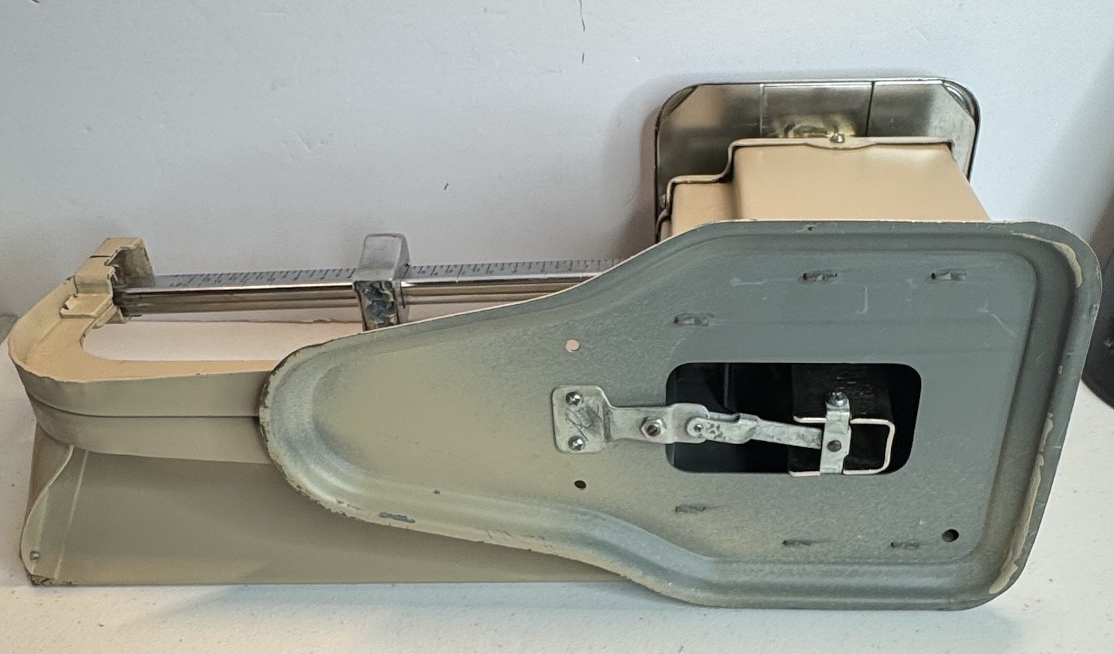 Vintage Postal Scale Triner 2 lb. Metal Shipping Postage Post Office 1968 USPS