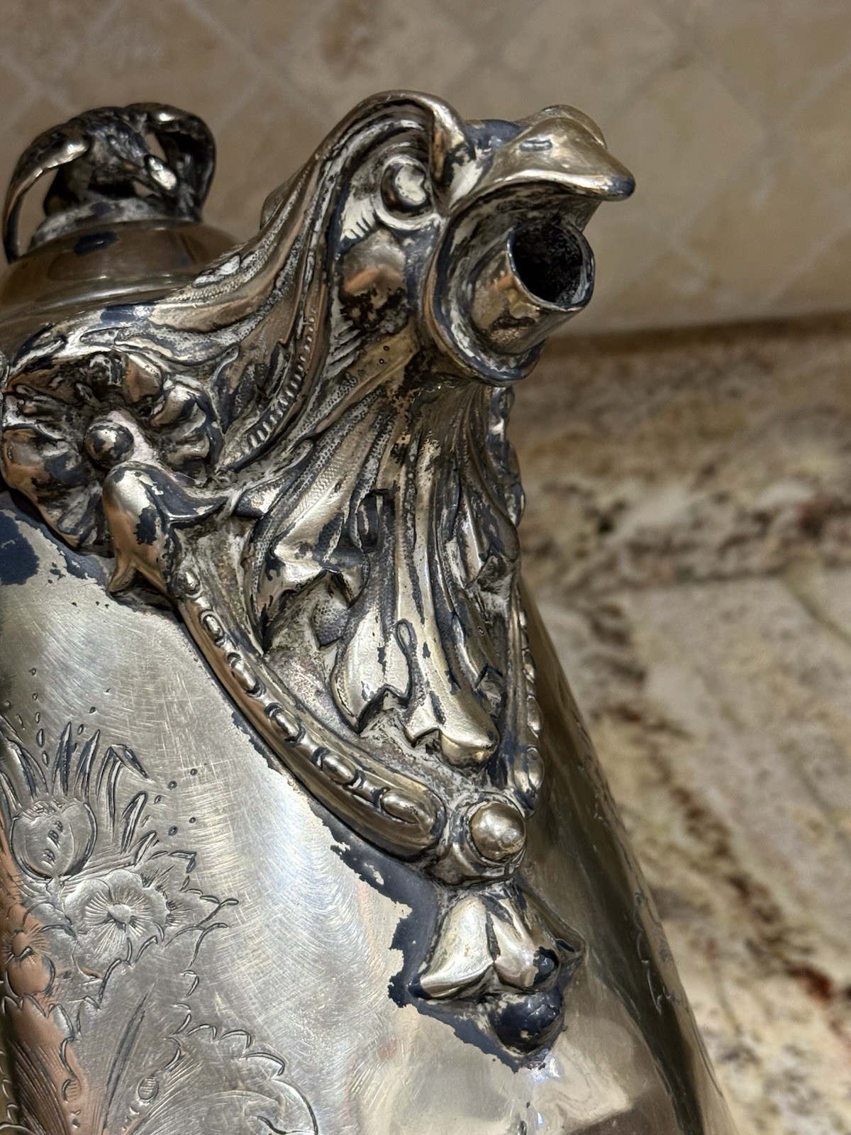 ⭐Antique Silver Plate Water Pitcher E Kaufman Eagle Animal Etched Details 12″
