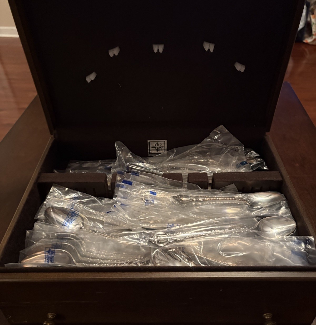 International Deepsilver Silverware Lot Of 72 And Box See Description