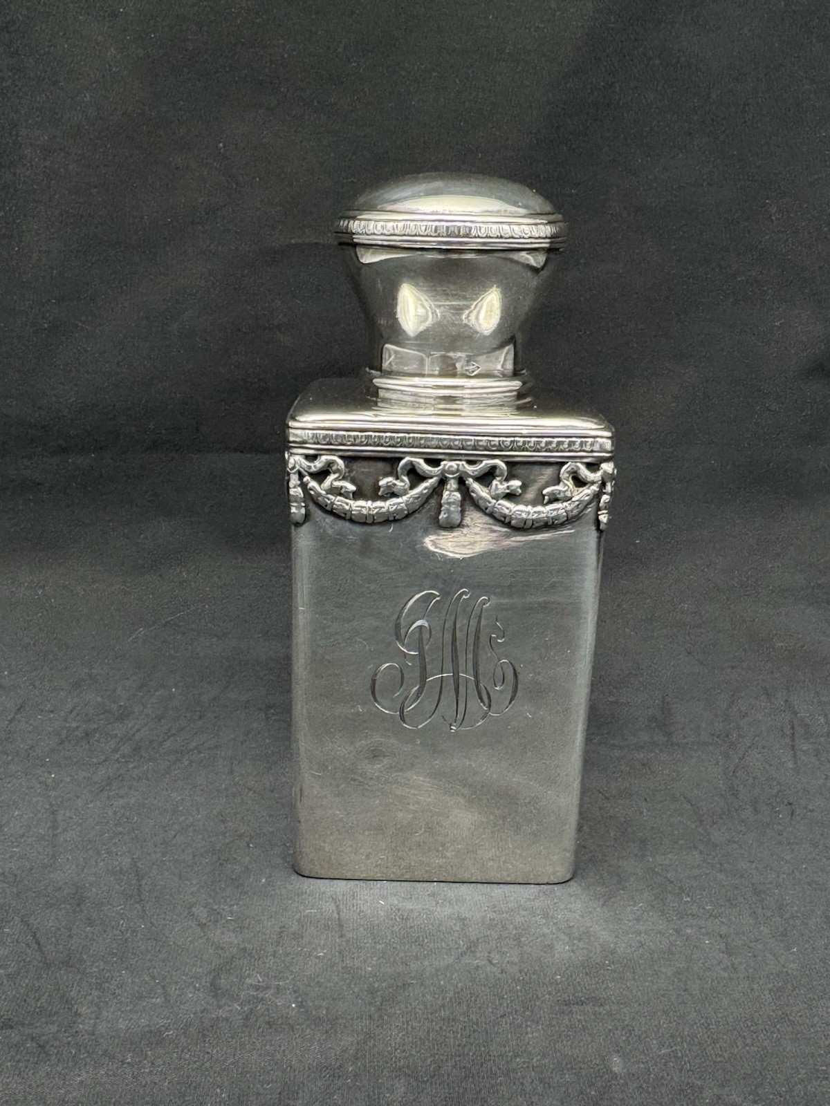 Antique French 950 silver Vanity Bottle made for Theodore B. Staar, 181 grams