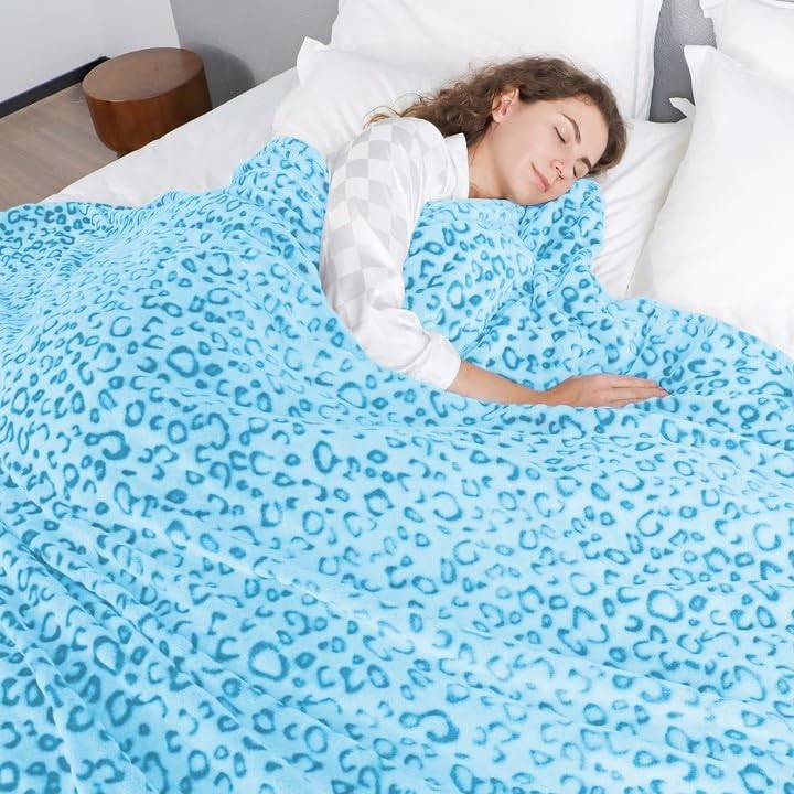 Blue Leopard Print Throw Blanket for Women, Ultra Soft Warm Cheetah Blanket, Fle