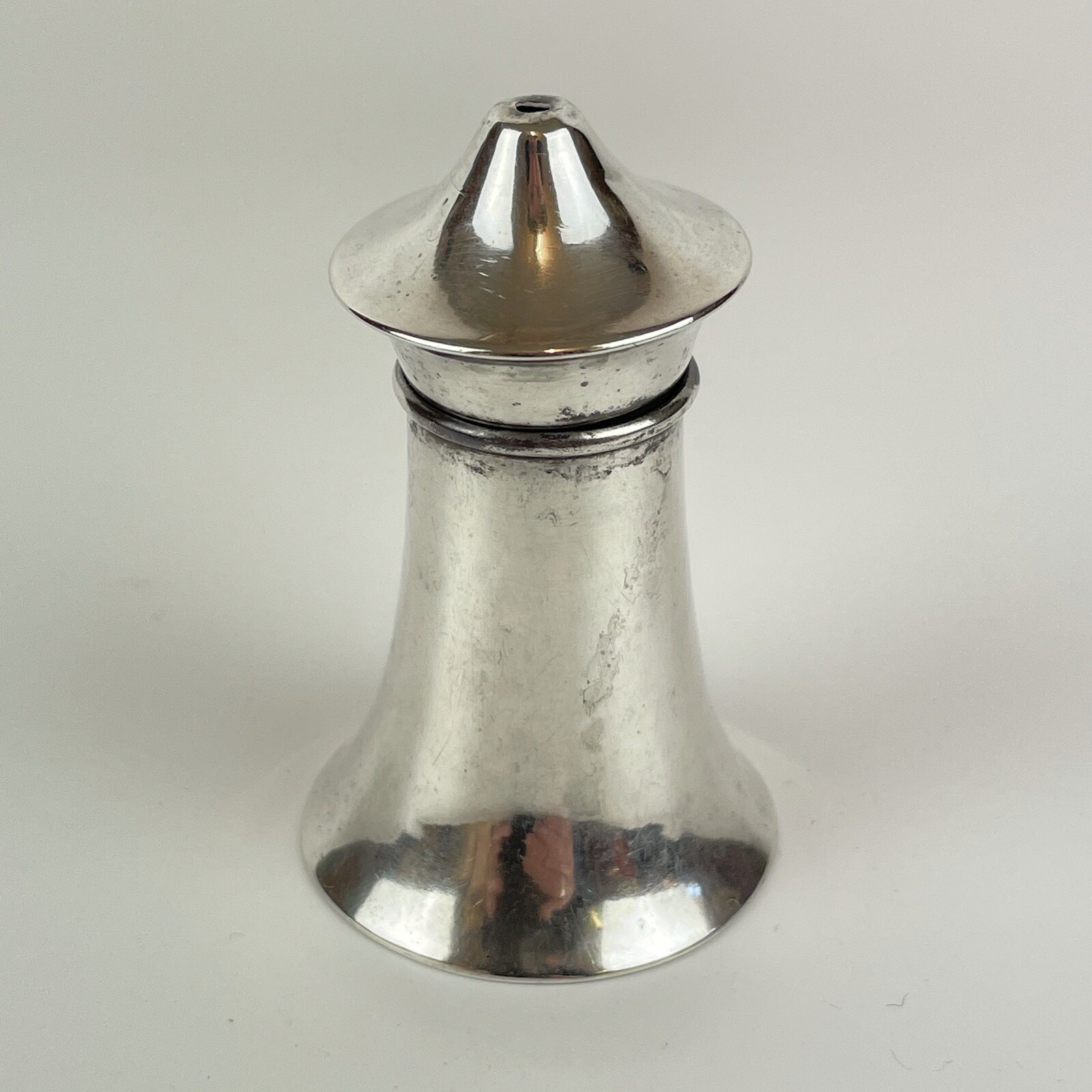Antique Solid Silver Arts & Crafts Style Pepperette Pepper Shaker William Walter