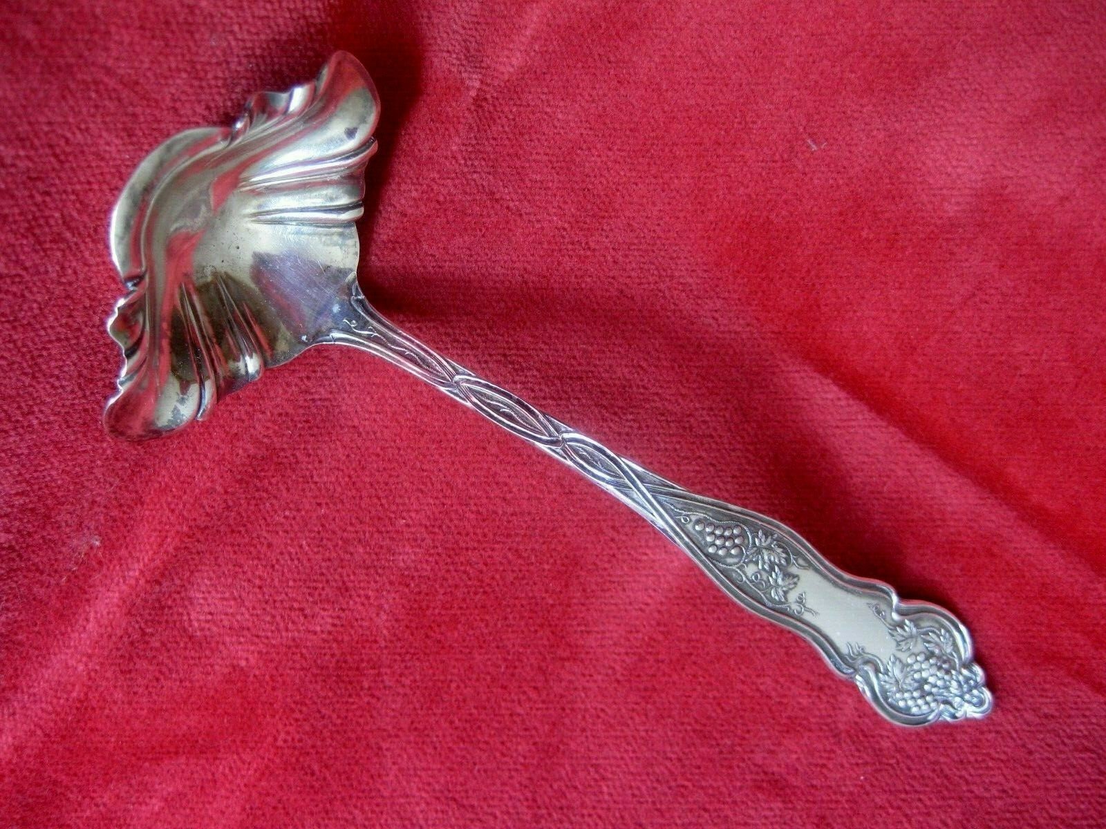 1906 Reliance Vineyard Grape Cream Ladle Serving Spoon Silver Plate