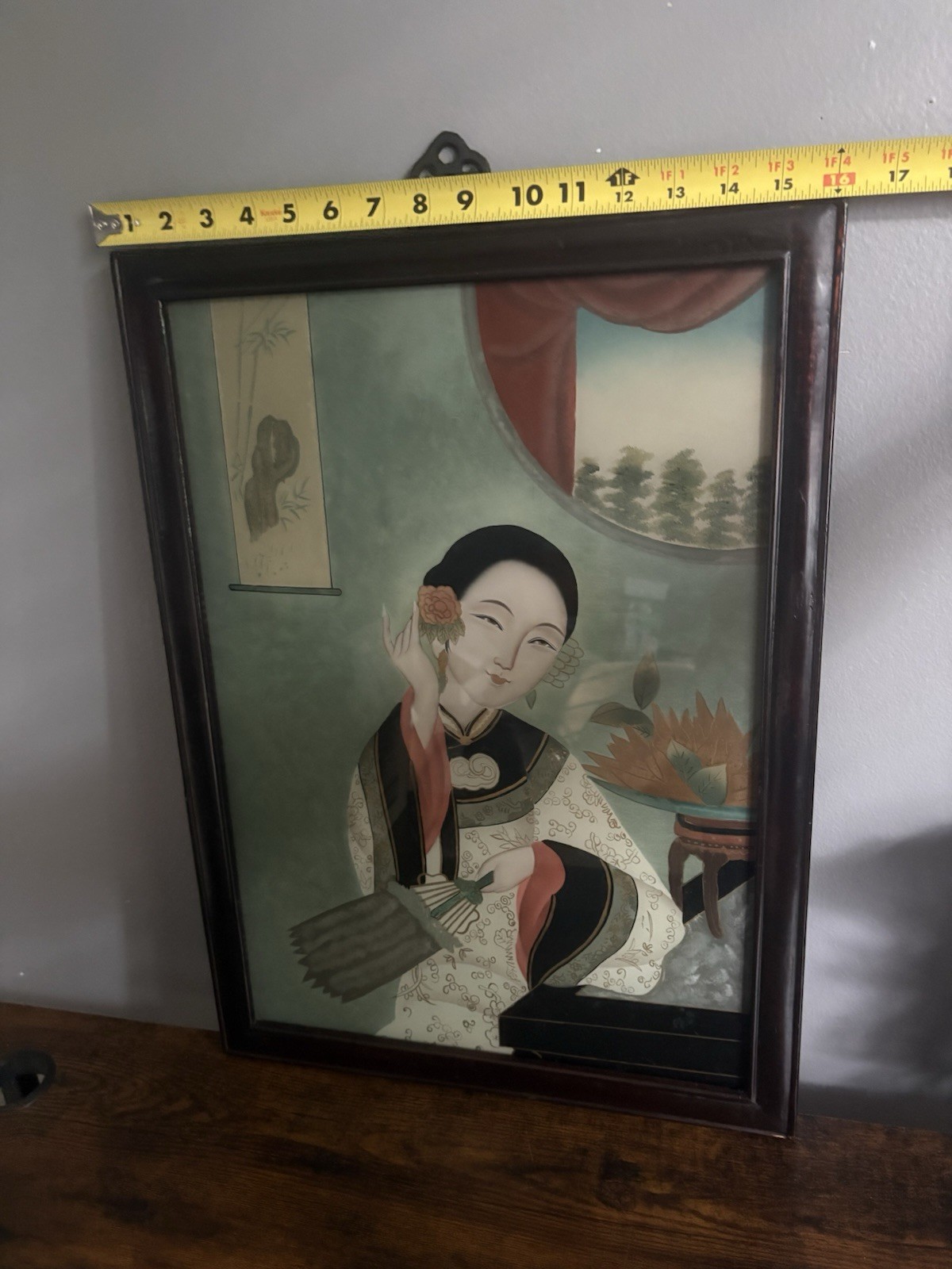CHINESE REVERSE PAINTED GLASS “COURT LADY” PORTRAIT EARLY 20TH CENTURY BEAUTIFUL