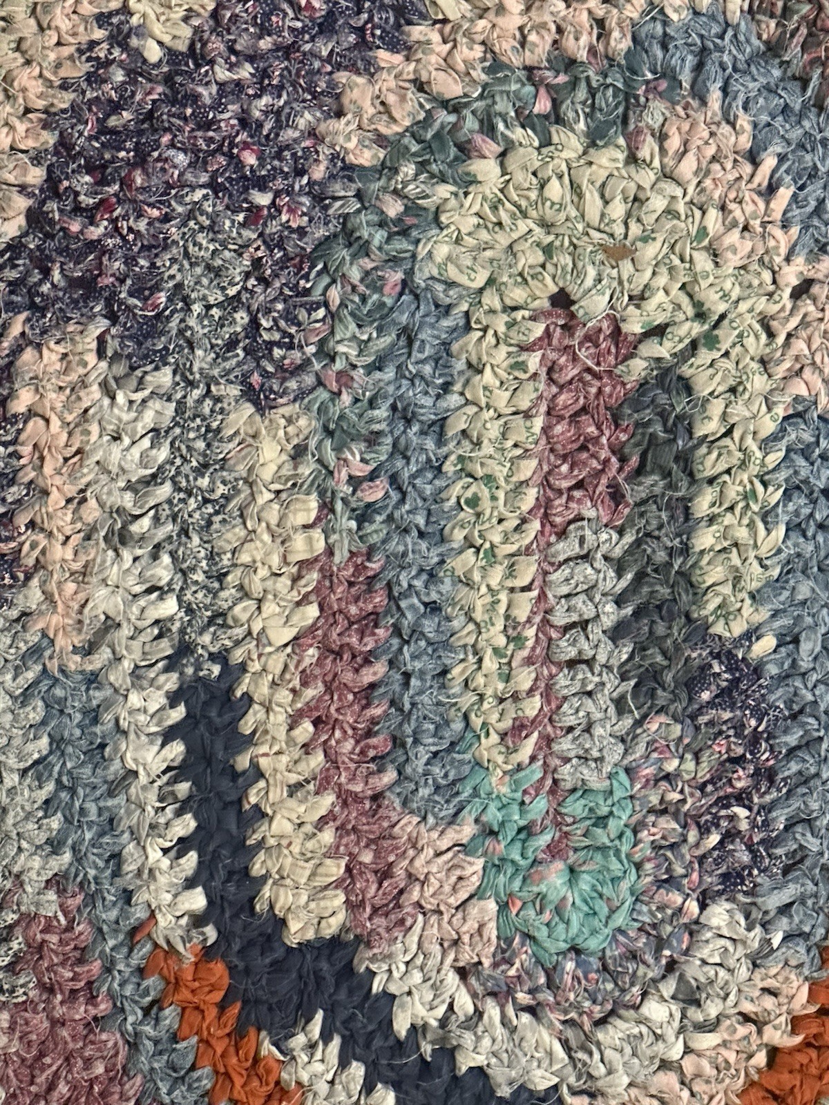 VTG Rag RUG Oval Colorful Braided Handmade 34”x45” Boho Grannycore Country Decor