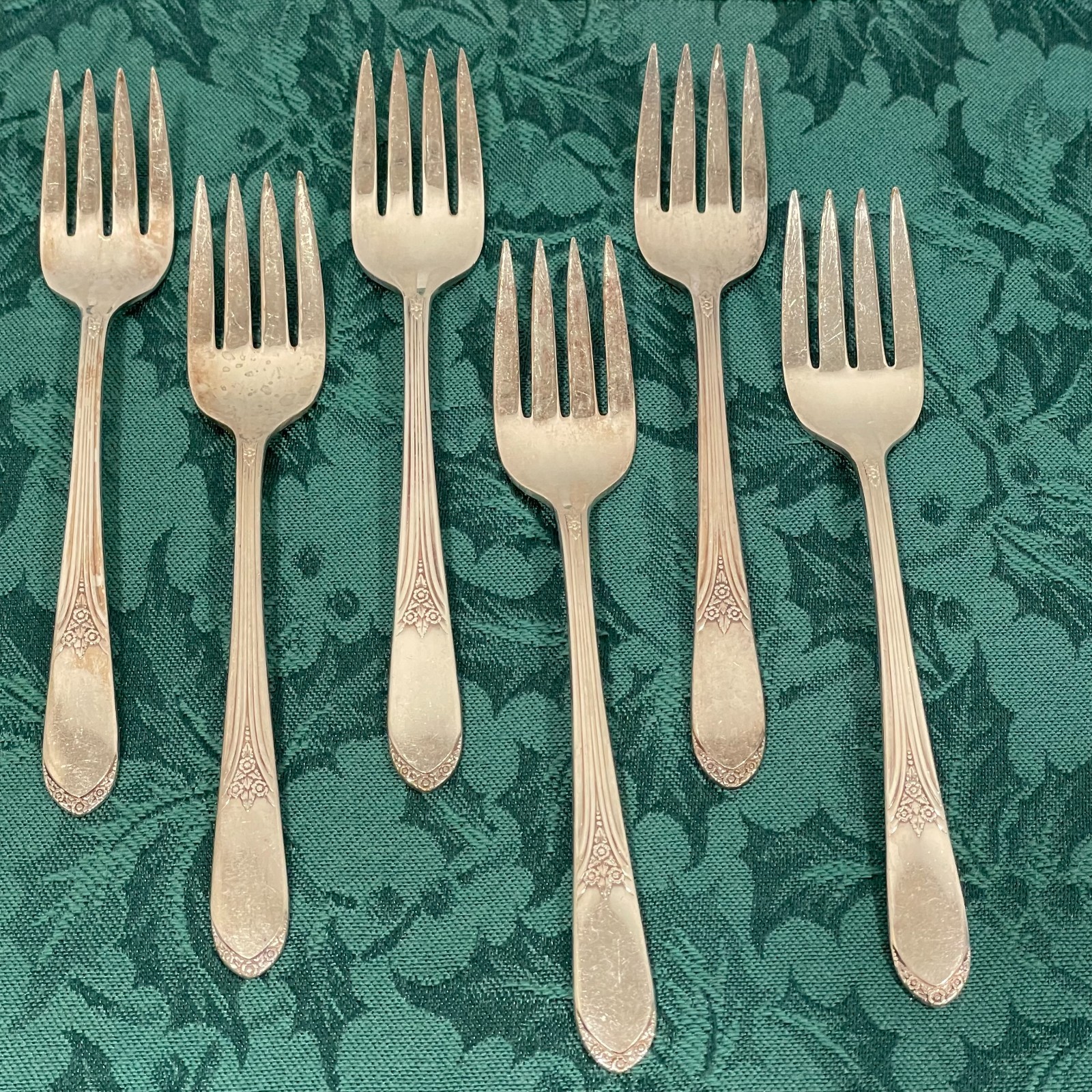 6 Salad Forks Wm. Rogers IS 1938 Mary Lou Devonshire Silver Plate Vintage