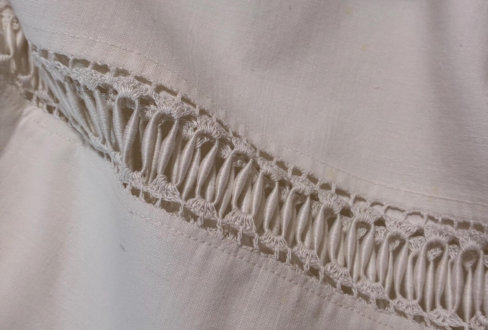 Vintage Full Bed 3 Pc. Set ~ Flat Sheet & Two Pillowcases ~ Monogram Initial R