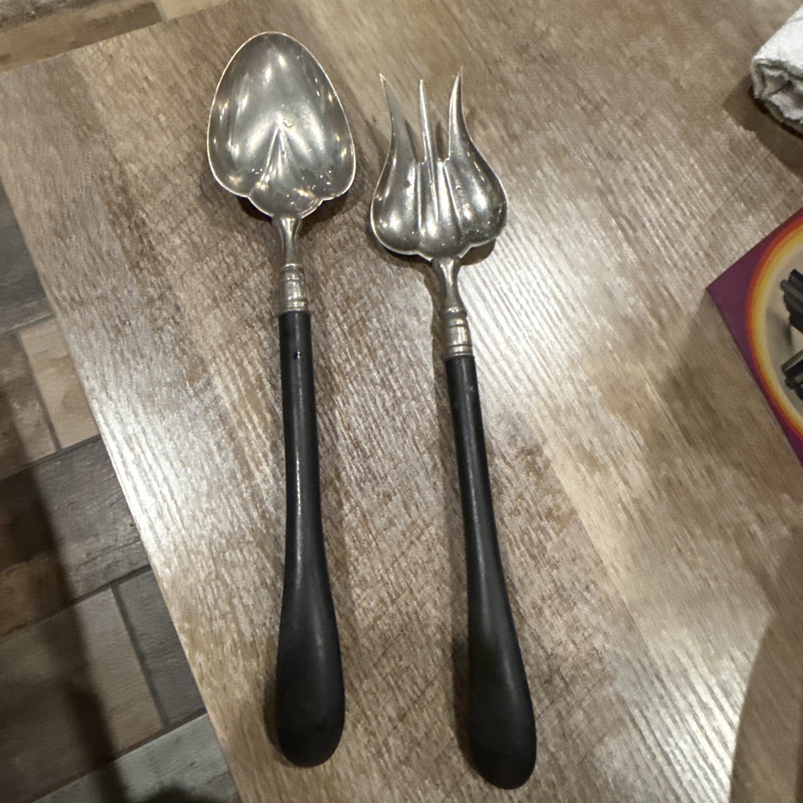 RARE VINTAGE TO ANTIQUE EMPRESS N.Y.S. CO (SALAD) SERVING FORK & SPOON SET