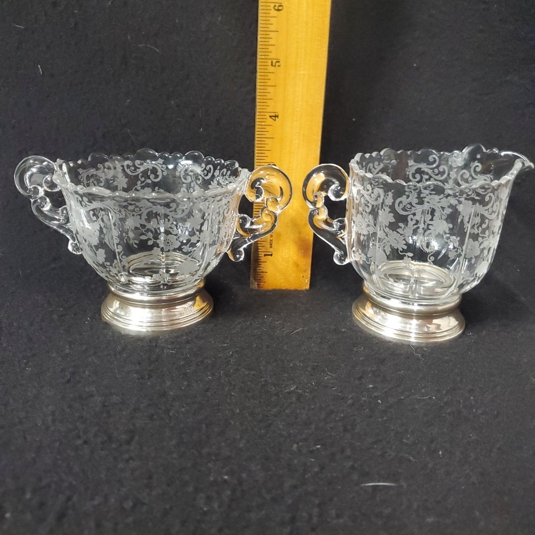 SHEFFIELD SILVER CO. USA STERLING & ETCHED CAMBRIDGE CRYSTAL CREAMER & SUGAR SET