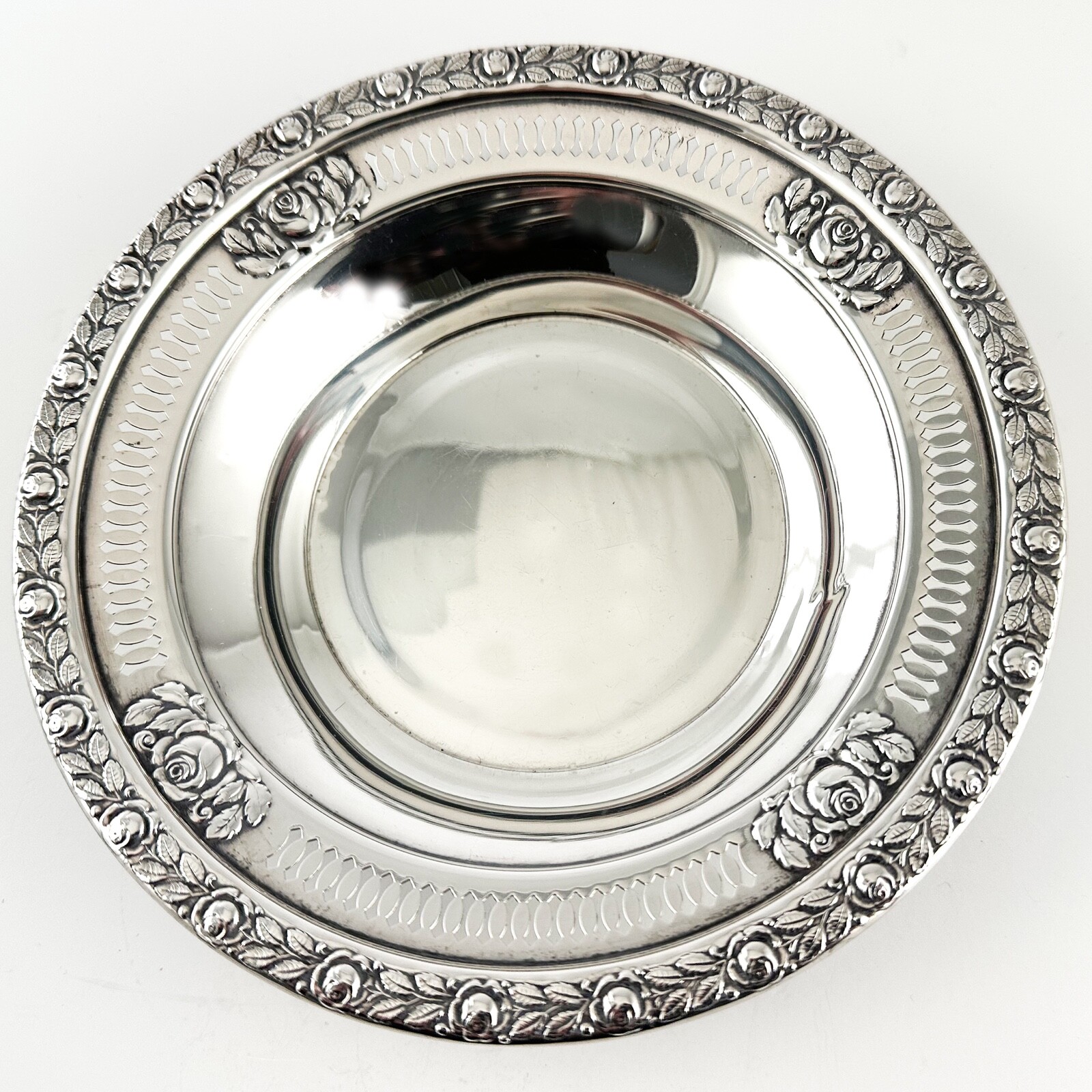 Sterling Silver Meuck-Cary “Royal Rose” #603 Bon Bon Bowl — 7″ Round Signed FINE