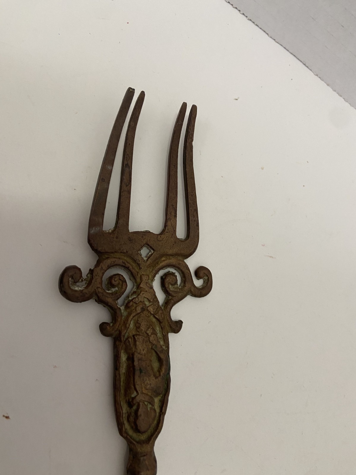 ANT VTG Brass Toasting Fork Decorative Chester Imp 4 Prong 20″ Long