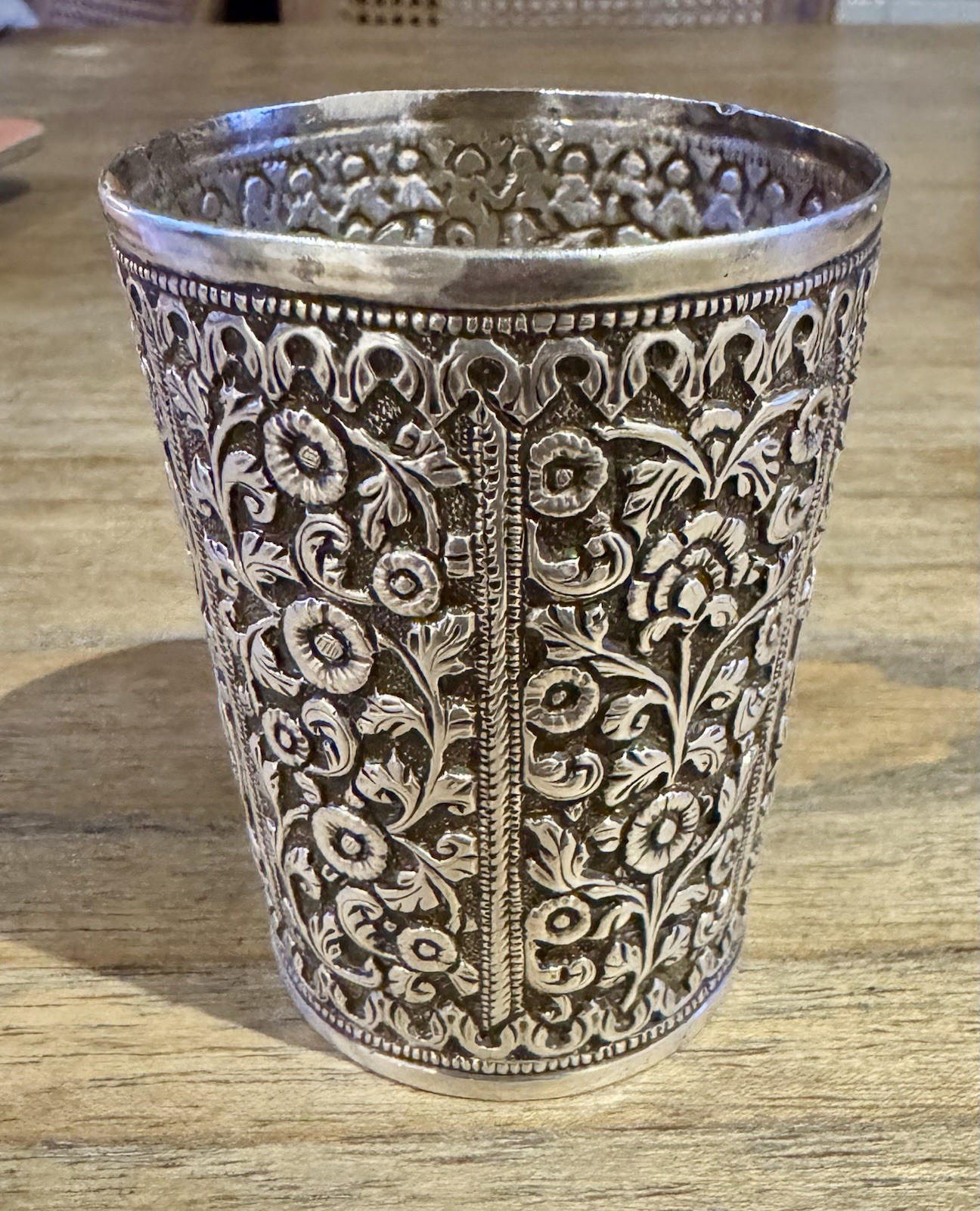Superb & Heavy 19thC Indian Kutch Silver Beaker, Oomersi Mawji(?), c1880 (190g)
