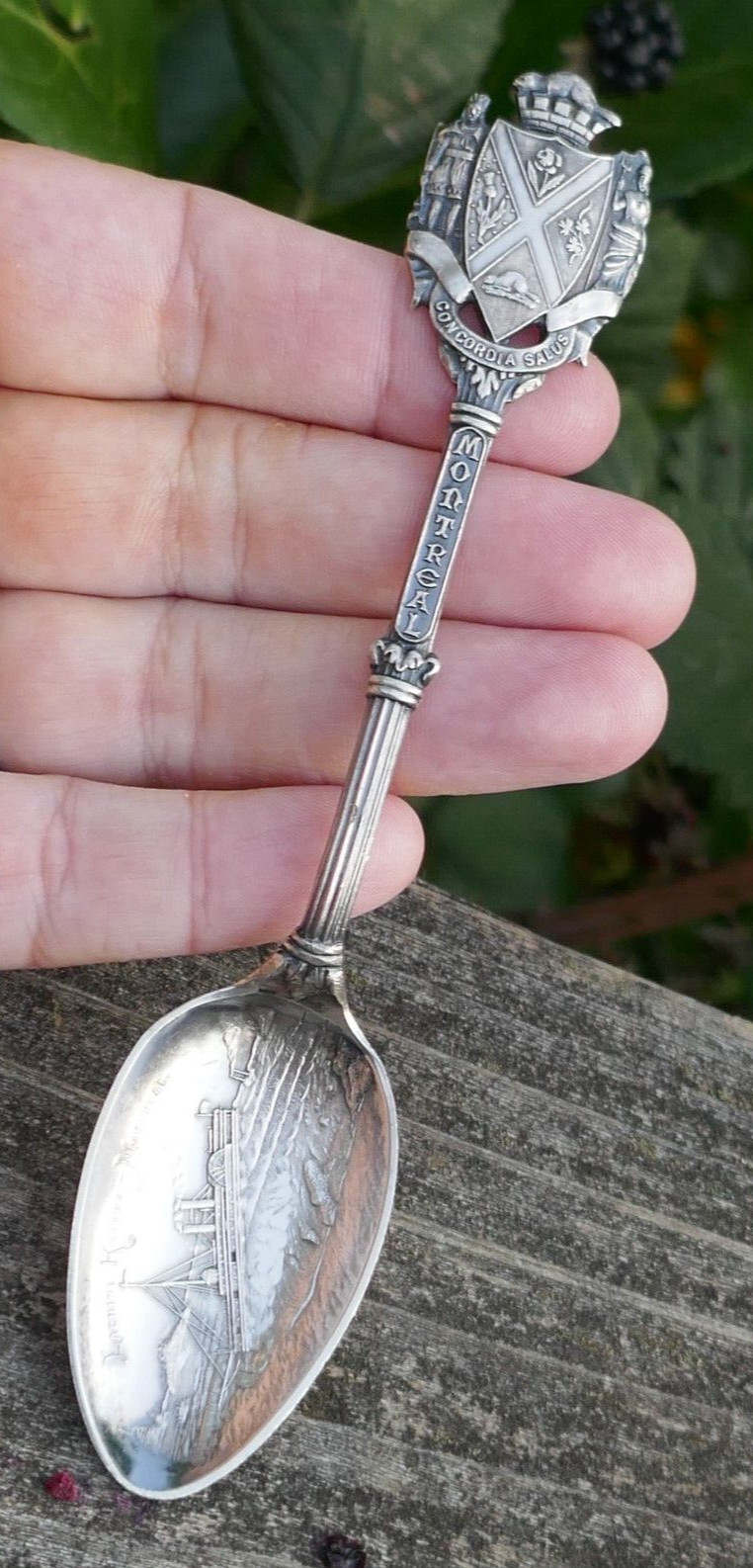 Vintage Sterling Lachine Rapids Montreal, Canada Souvenir Spoon – Coat of Arms