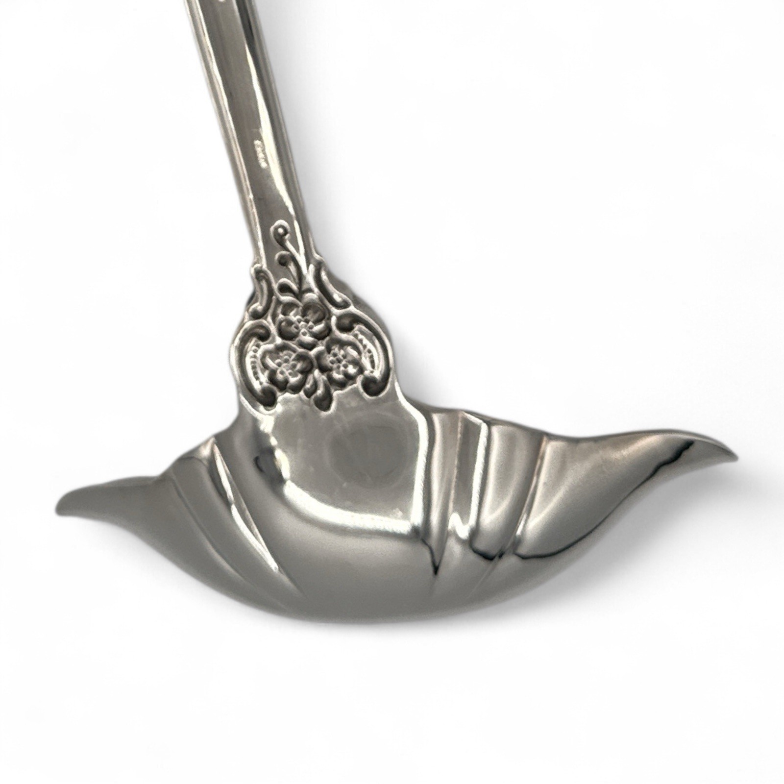 Wallace Baroque Silverplate Double Spout Punch Ladle No Monograms