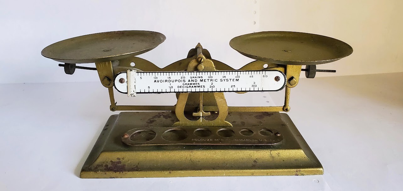Antique Avoirdupois & Metric Laboratory Scale Pelouze Manufacturing Chicago USA