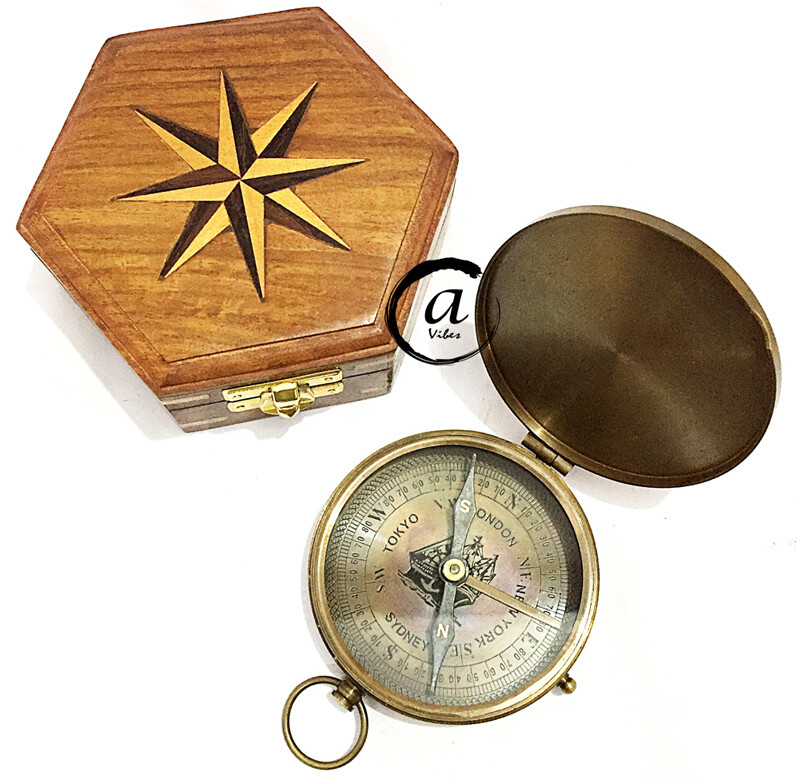 HANDMADE SOLID BRASS COMPASS WORKING NEEDLE MAGNET WOOD DECOR HOME Valentine