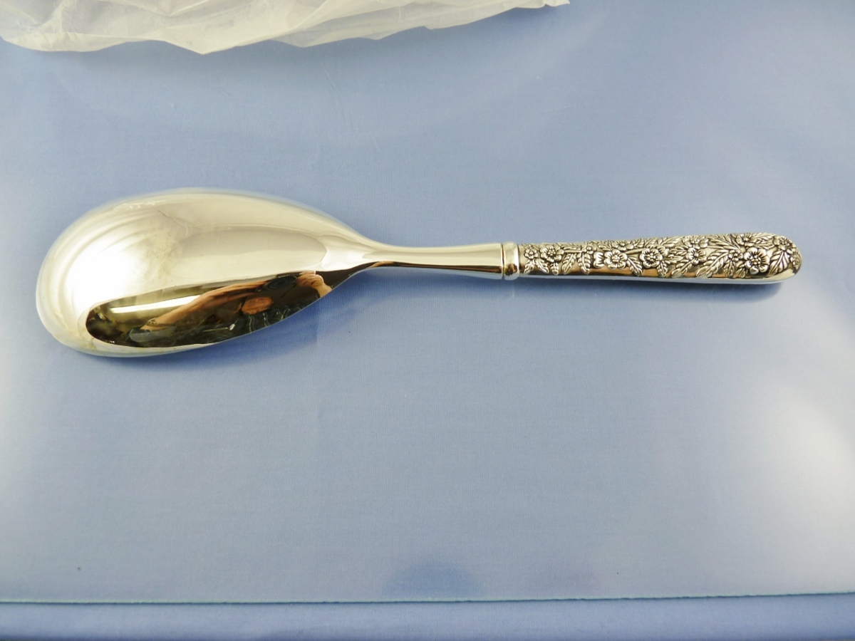unknown FLOWER & LEAF SALAD SERVING SPOON & FORK BY repouse unknown MAKER