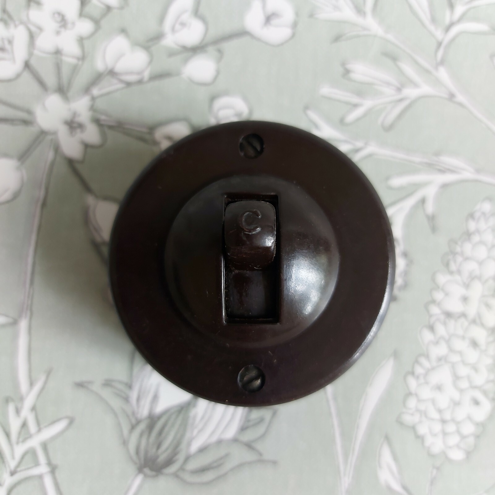 ANTIQUE ART DECO CERAMIC BAKELITE DOLLY LIGHT SWITCH CRABTREE MADE IN ENGLAND