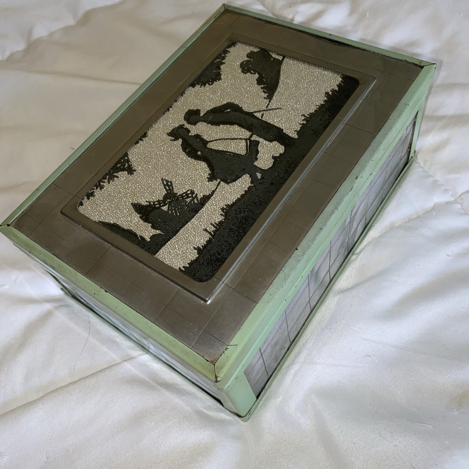 ART DECO CHROMIUM DRESSER JEWELRY BOX SILHOUETTE GREEN METAL WOOD INTERIOR 1920s