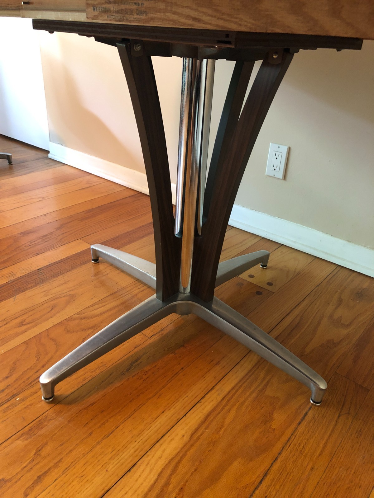 Vintage Dining Table Set Mid Century Modern B. Brody Seating Co. 5pc Mint