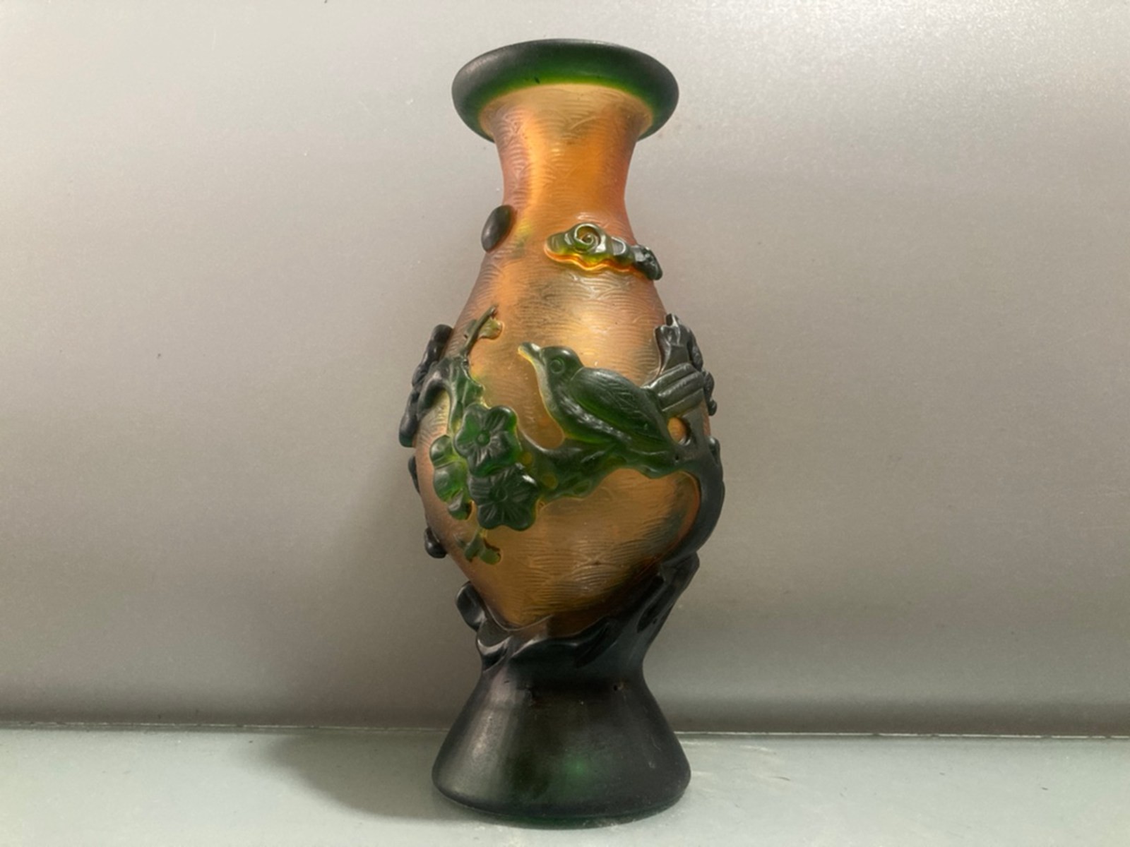 Chinese Peking Overlay Glass Carved Exquisite Flower and Bird Small Vase 5592