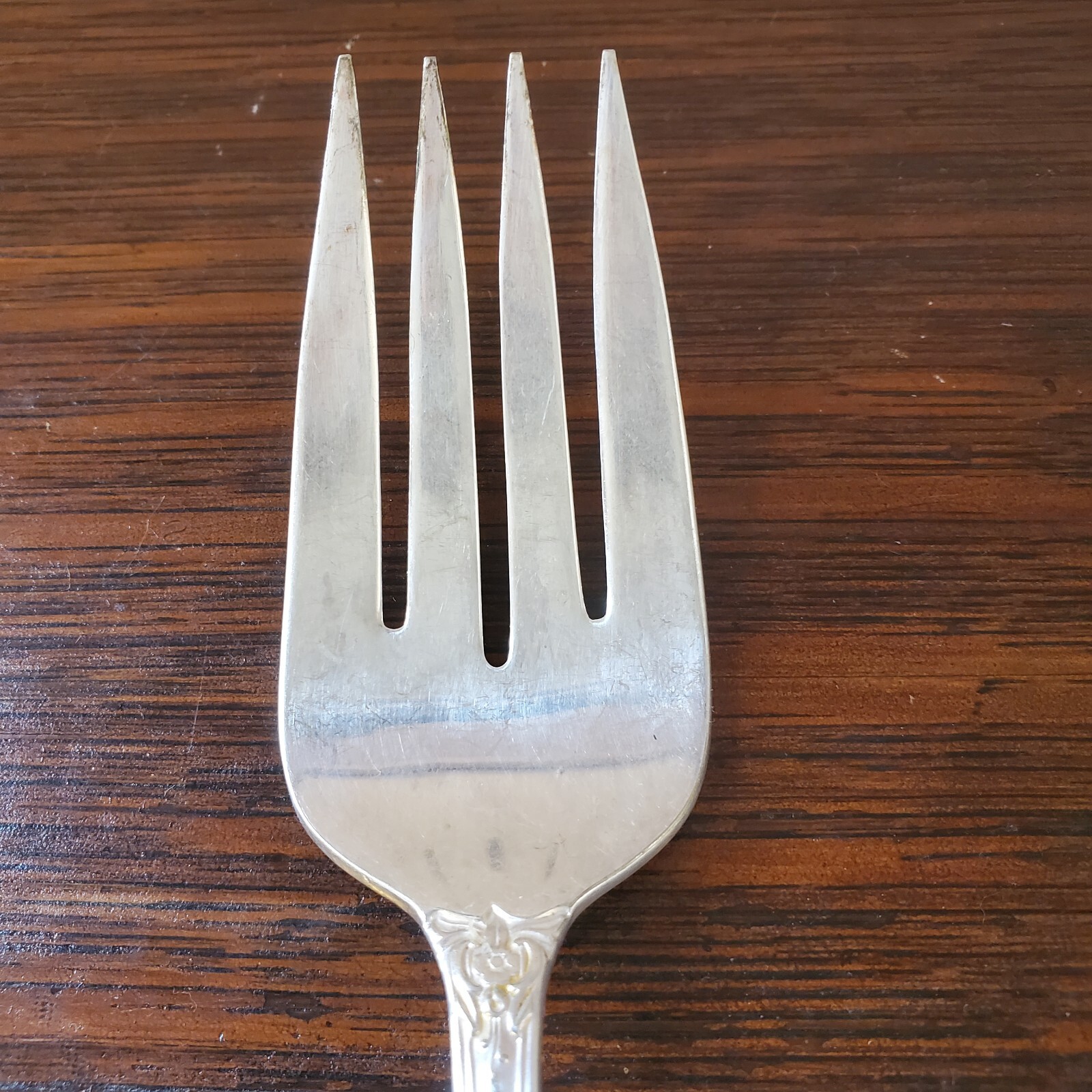 2pc MAGNOLIA Rogers Serving Set MFG.CO Extra Plate Silver Ware Fork & Spoon 9″