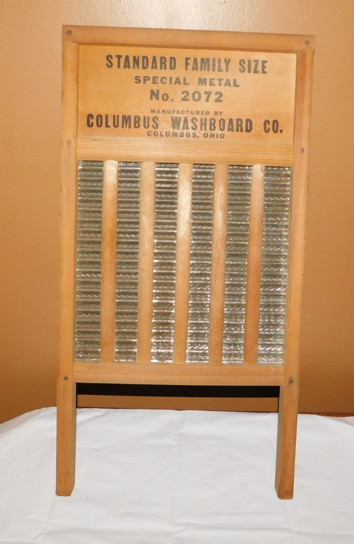 Vintage Standard Family Size Special Metal Columbus Wash Board 2072 Maid-Rite