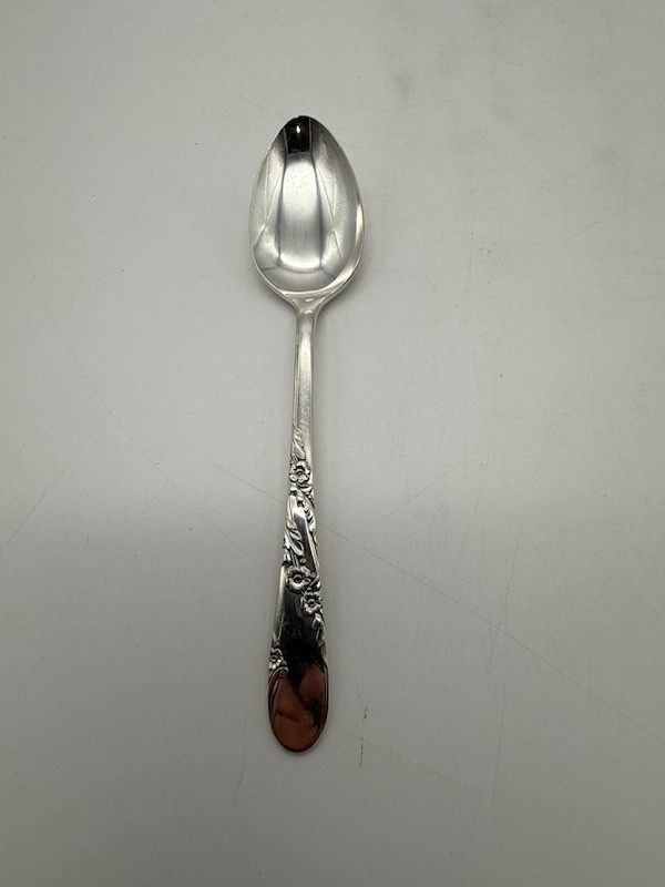 Set of 4 Oneida Community Silver Plate Bridal Wreath Teaspoons