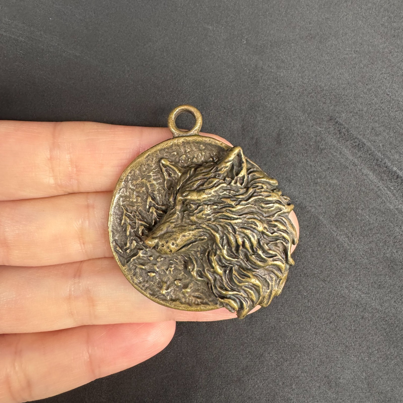 Old Chinese Tibetan Buddhist Copper wolf’s head Pendant amulet