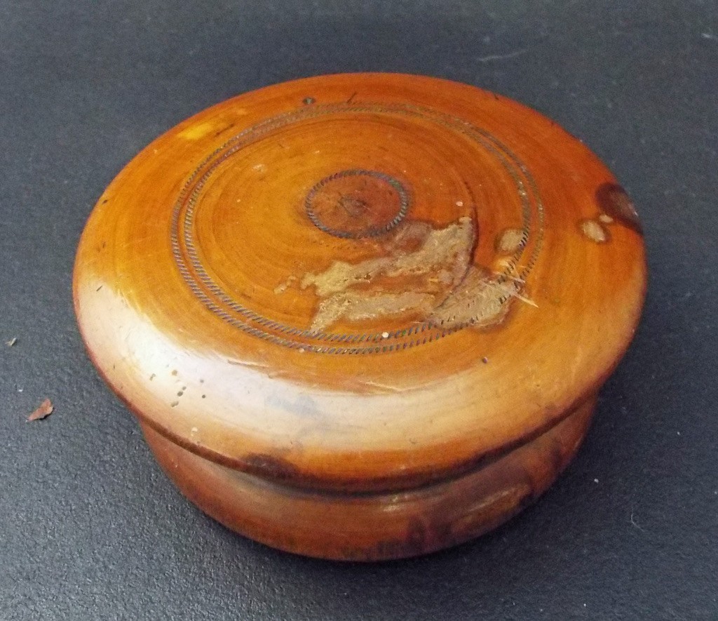 Treen Wooden Campaign WWI Turned Wood Round Shaving Pot
