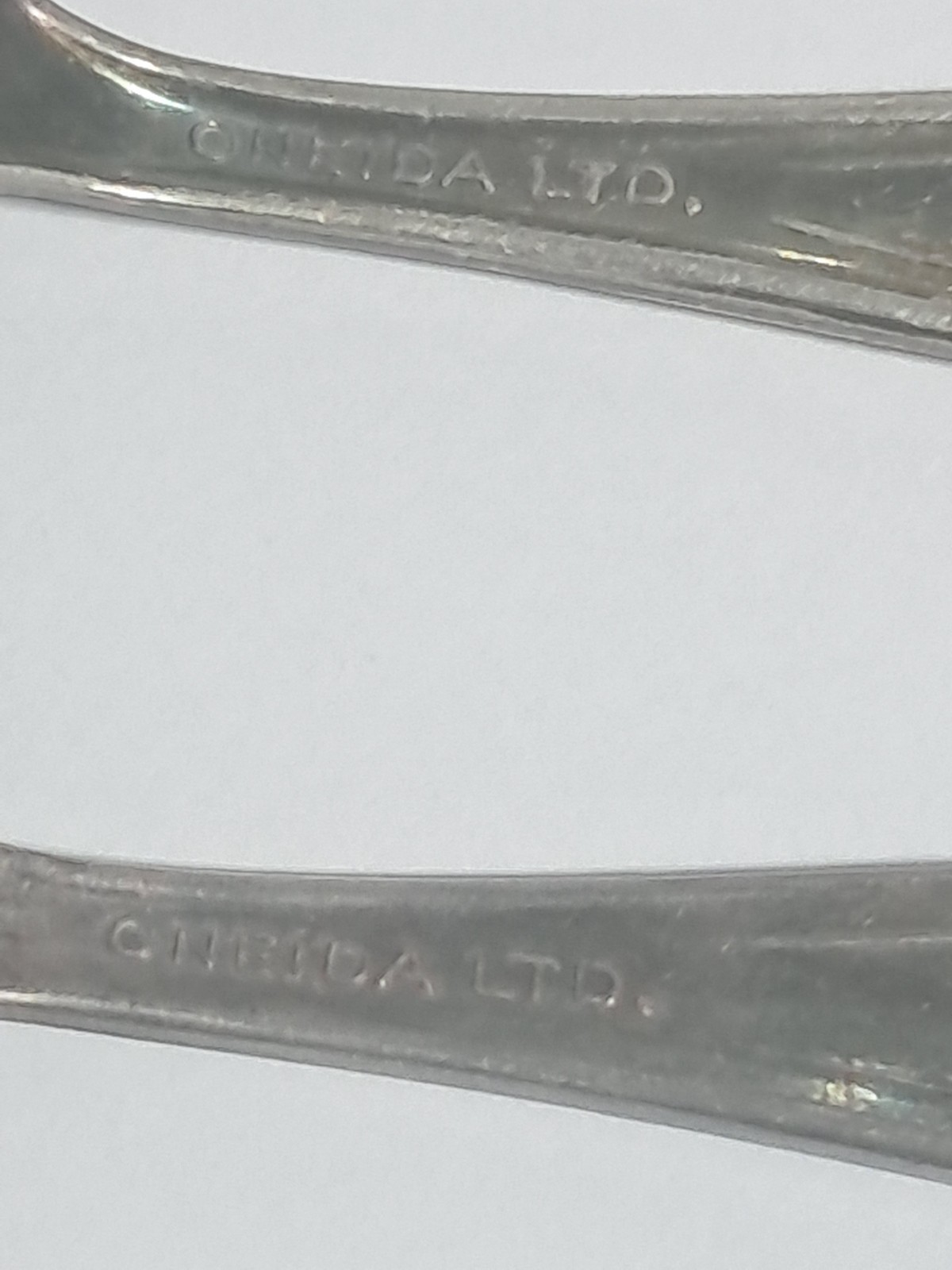 Collectible Oneida LTD Silver Plated Baby Spoon/Fork Set 4″ Long (s)
