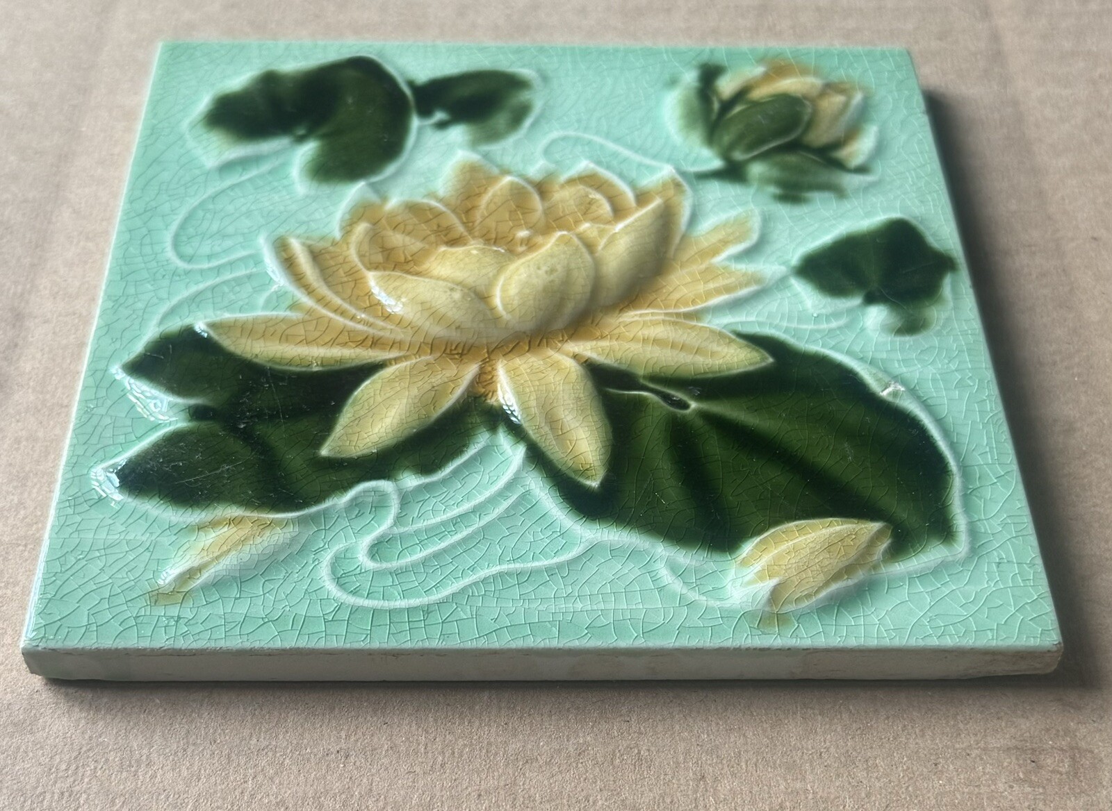 ALFRED MEAKIN – ANTIQUE ART NOUVEAU MAJOLICA TILE C1900