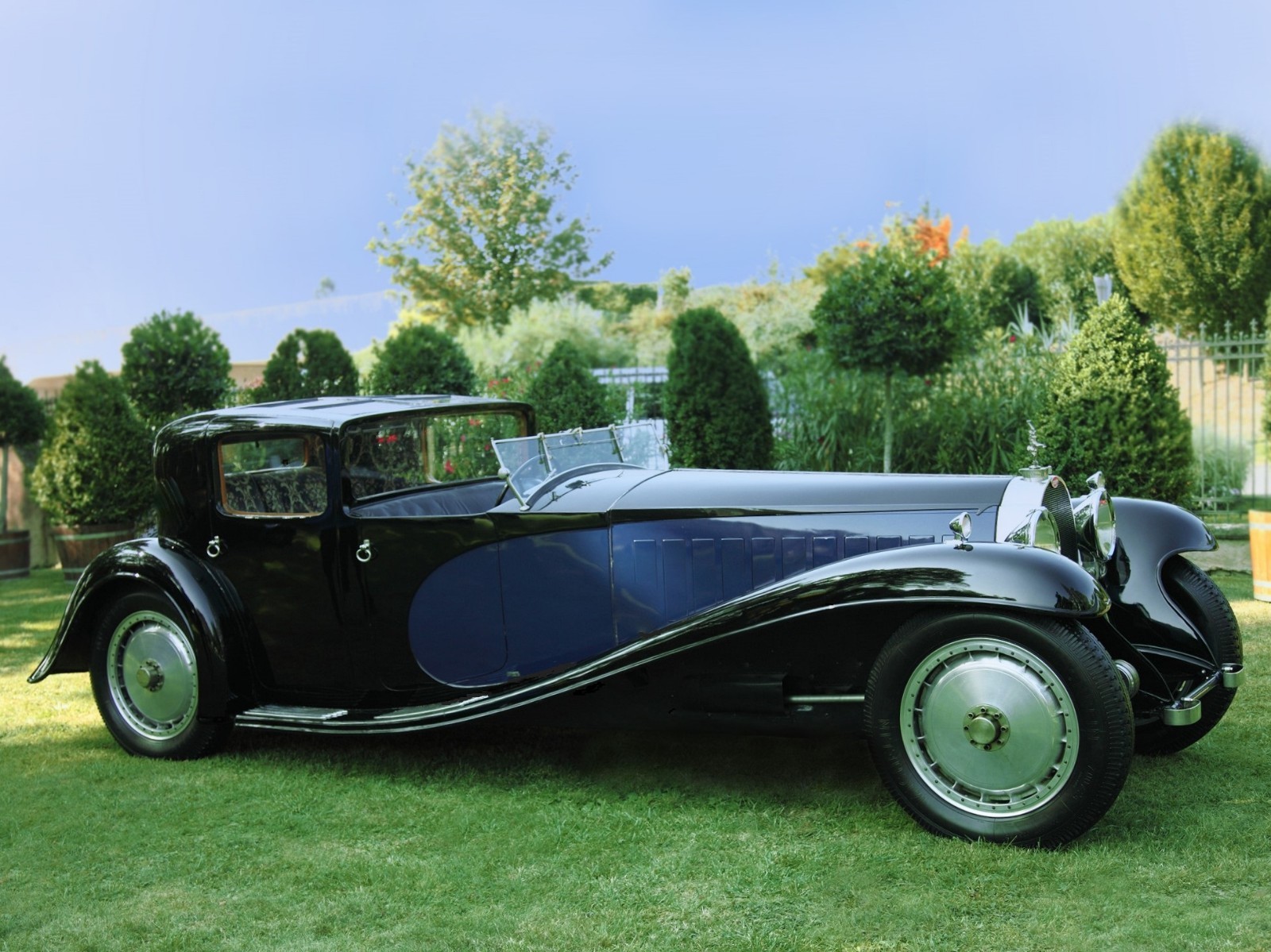 Art Deco Antique Vintage Mid-Century Modernism Modern Car Concept 1930 1940 Rare