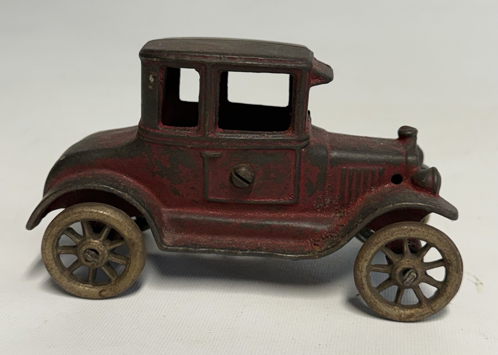 AC Williams Cast Iron Doctors Car, Cast Iron Toy Arcade/Hubley