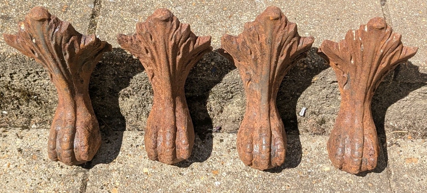 Set 4 Vintage Cast Iron Claw Feet Bath Legs Reclaimed Original 27 cm high