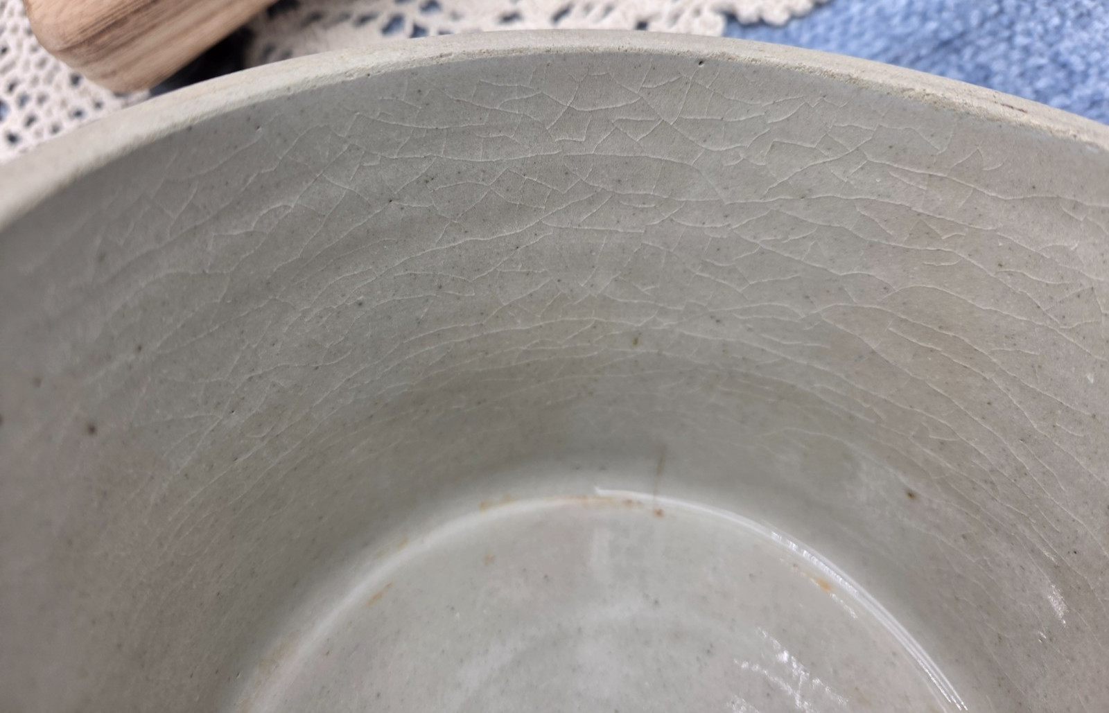 Antique/Early 1900 Primitive Gray Glazed Stoneware Crock Pot Heavy Crazing 5.75″
