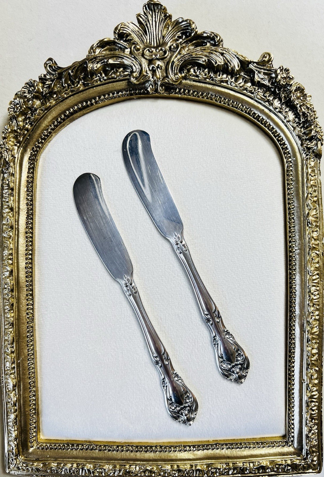 VTG Alvin 52g Sterling Silver 2 Solid Butter Spreaders CHATEAU ROSE Flat Knives
