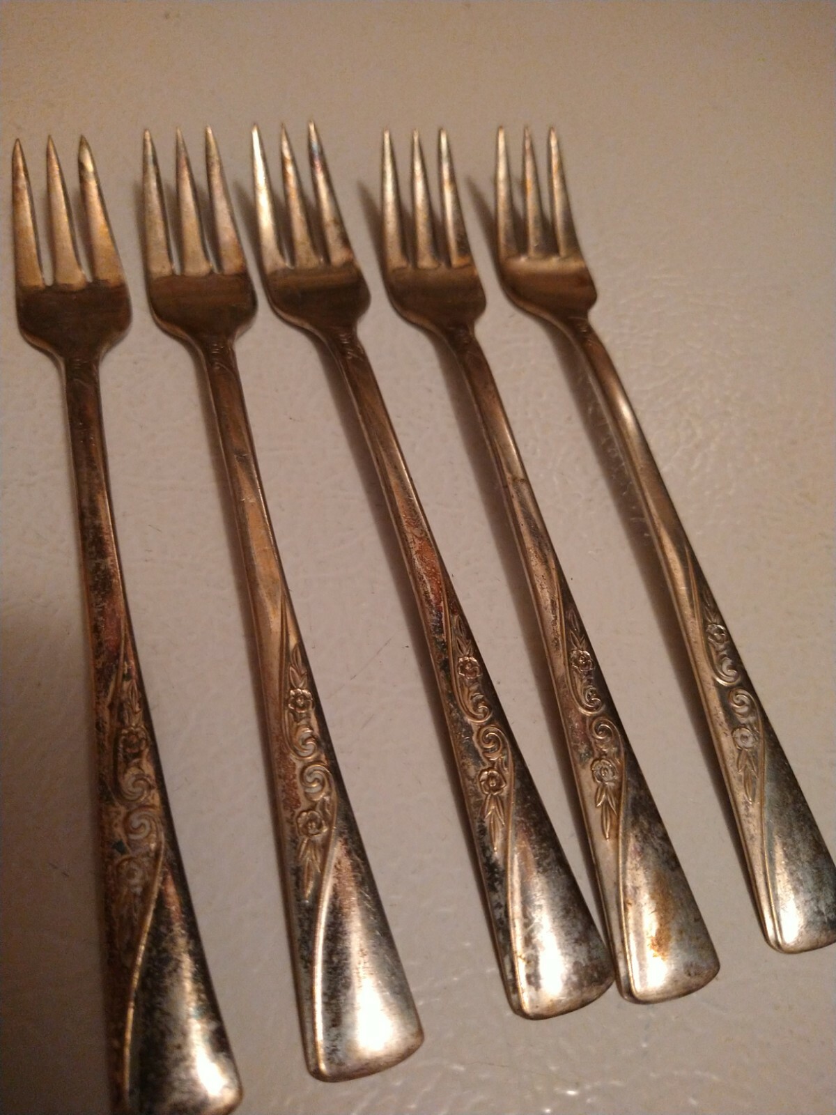 5 Silverplate REVELATION PRECIOUS FLOWER COCKTAIL FORKS