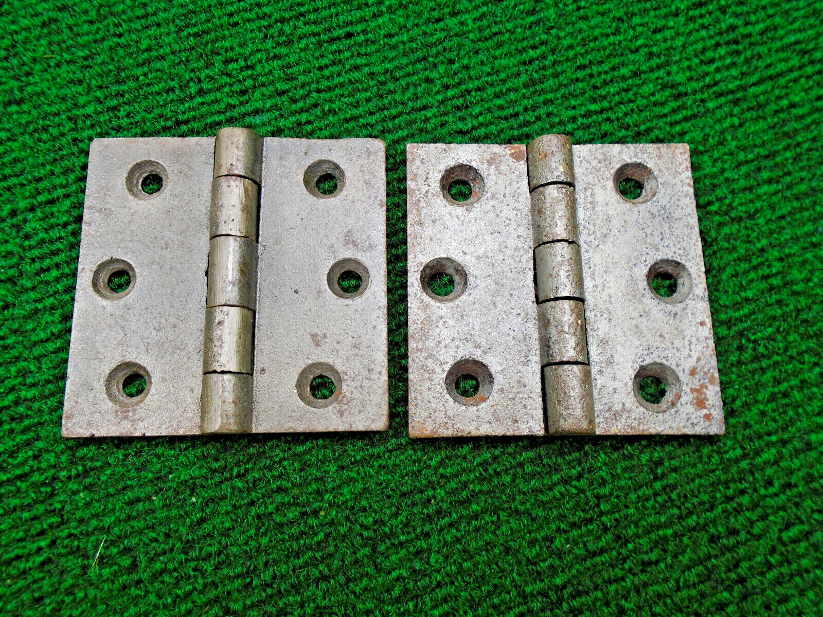 ONE PAIR OF 3″ X 3″ BUTT HINGES – CIRCA 1840-1860 (40298)